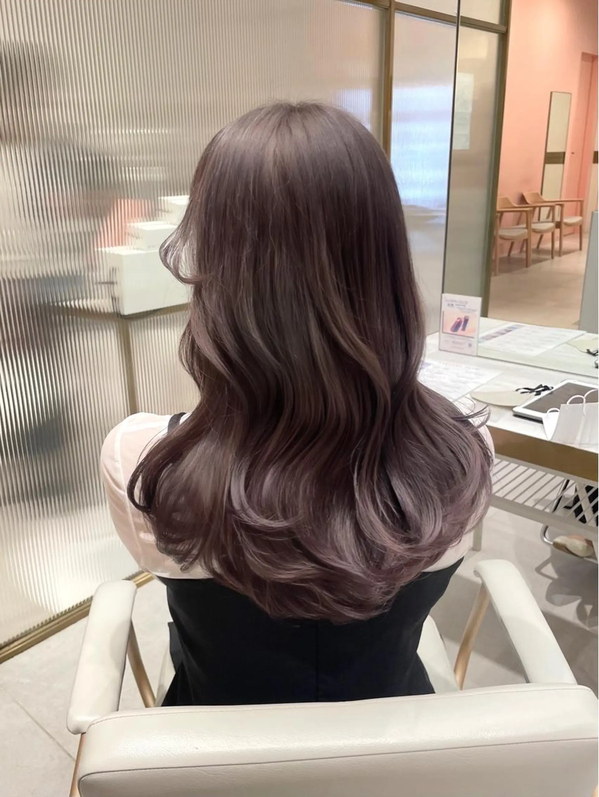 ロング カラー ヘアアレンジ 🤎小顔レイヤー /ベージュ🤎友香のヘアスタイル