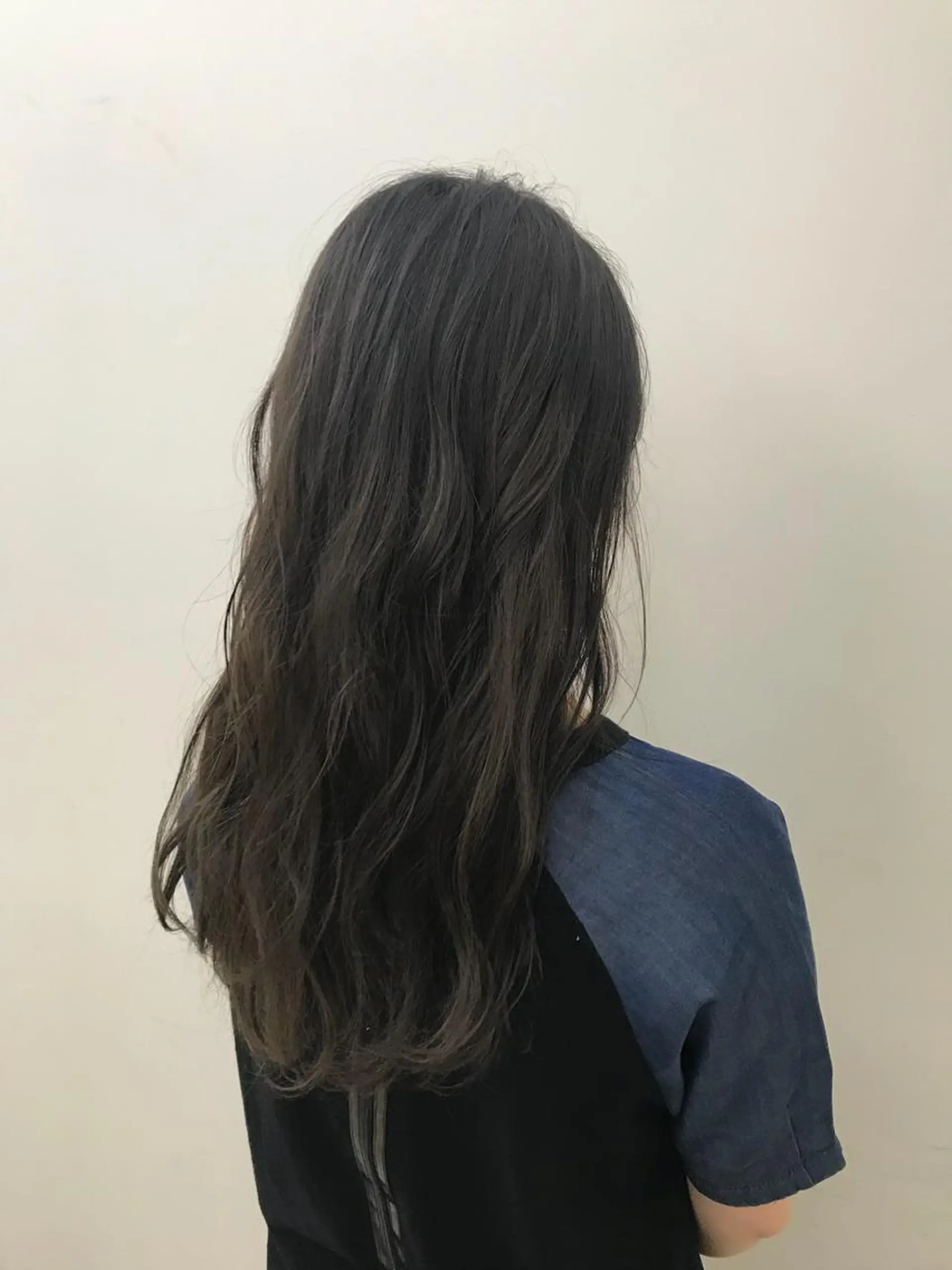 ロング カラー ヘアカラー ブリーチカラー/ 岩破瑞希のヘアスタイル