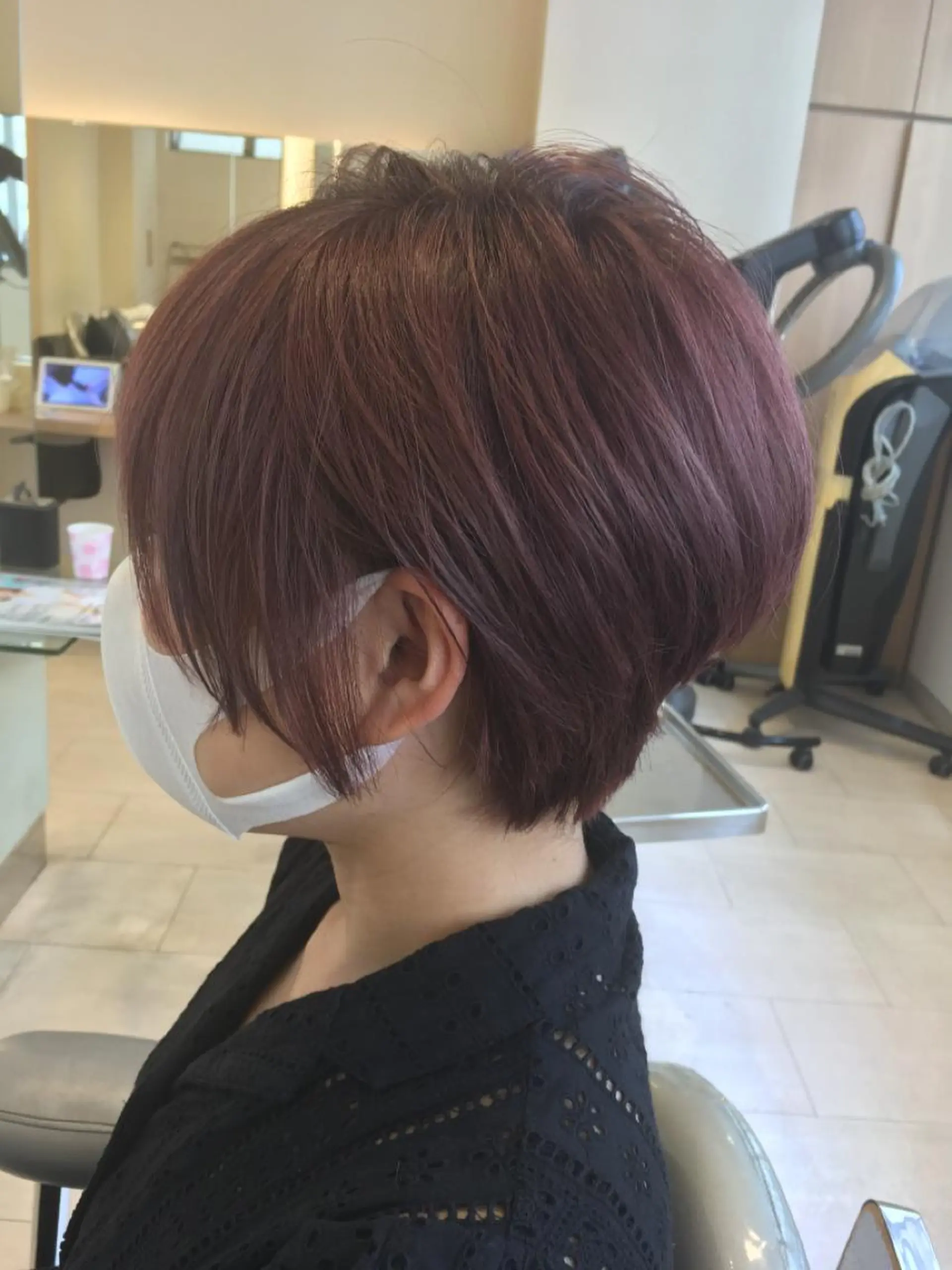 ショート パープルカラー 森島 雅之のヘアスタイル