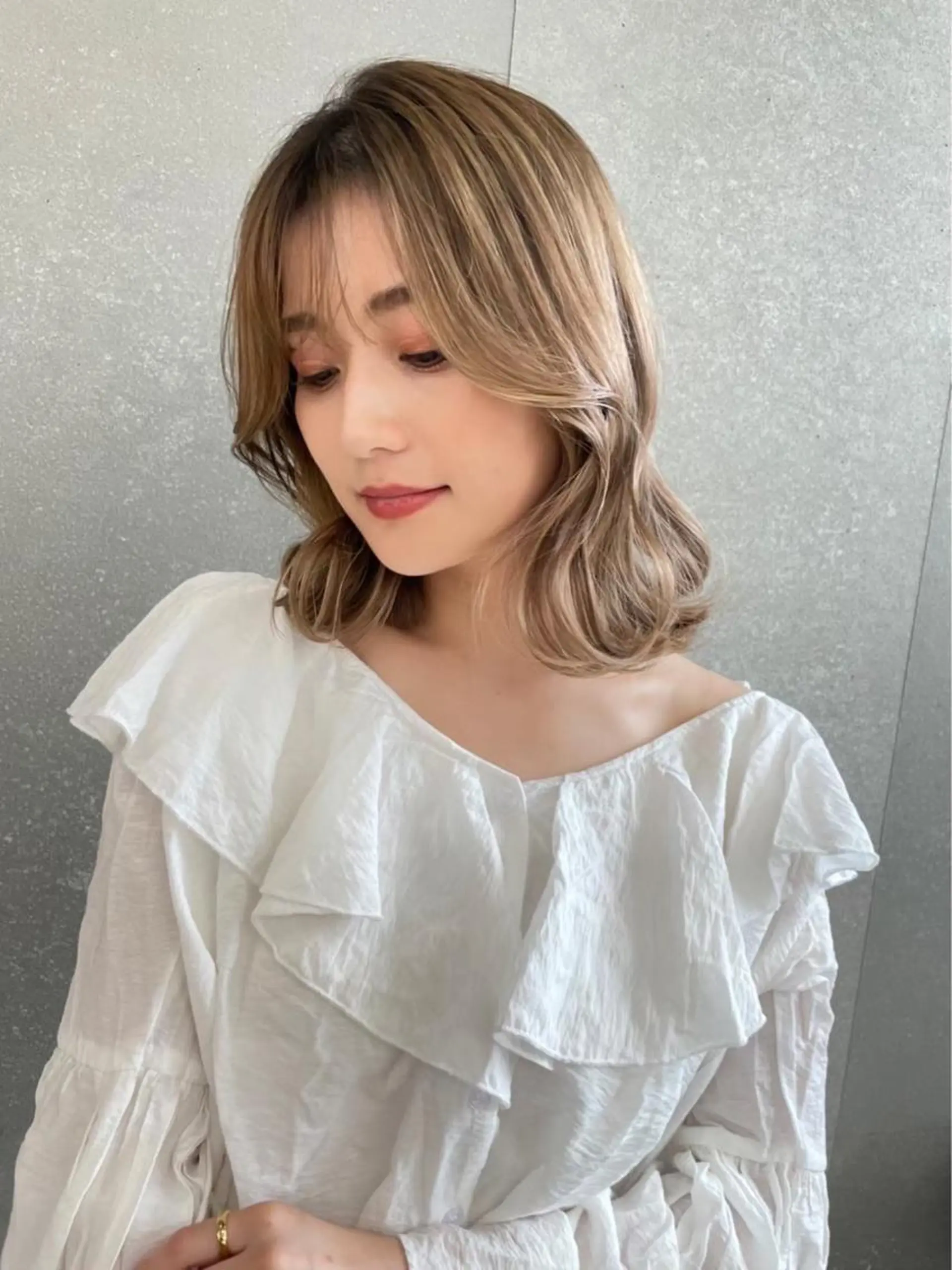 ミディアム カラー くびれヘア 韓国風ヘア ♥️ボブ韓国風ヘア ♥️久保田夢美のヘアスタイル