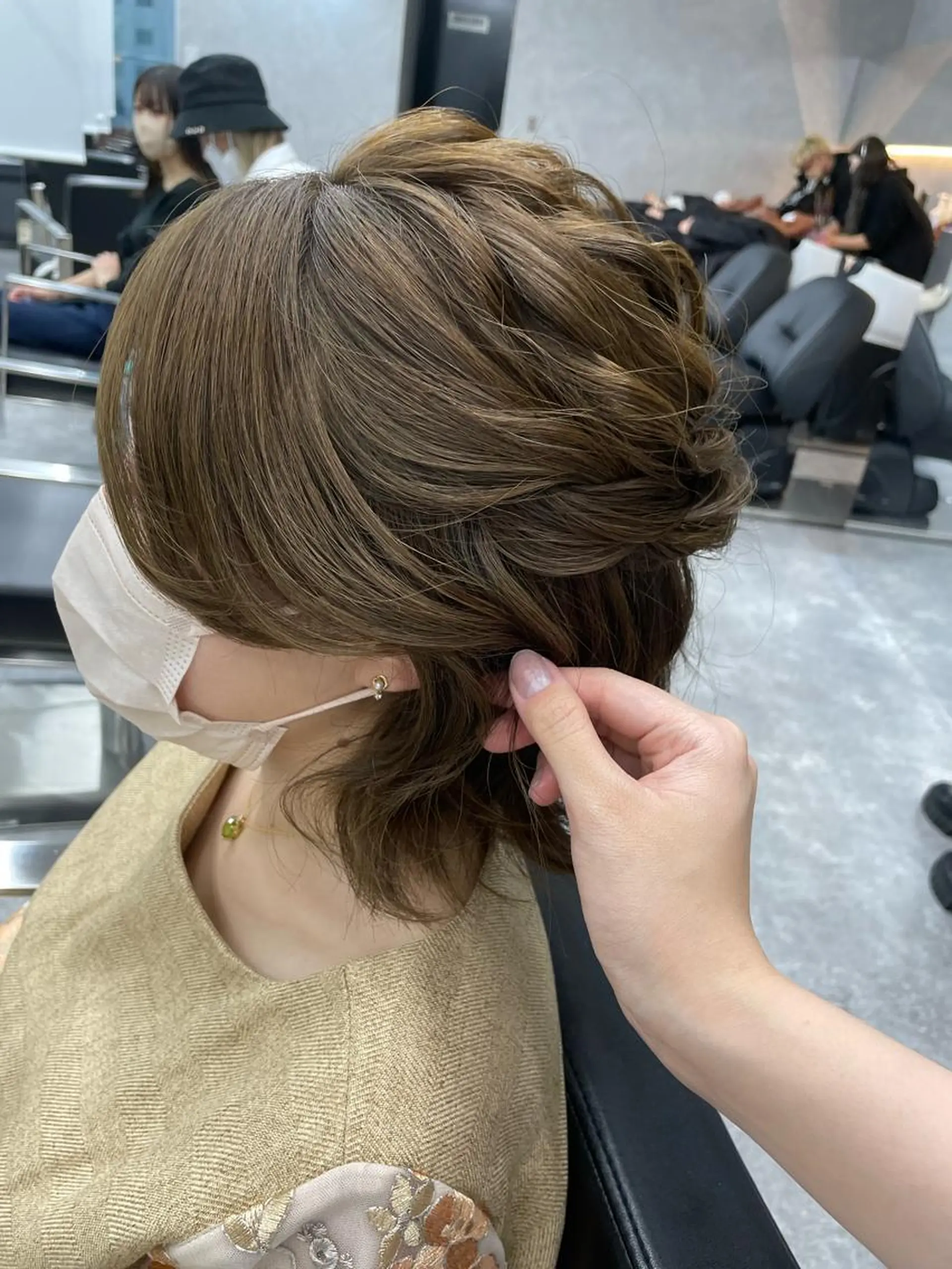 ショート カラー ヘアアレンジ 口コミ高評価✨ 安達ももかのマツエク・マツパデザイン