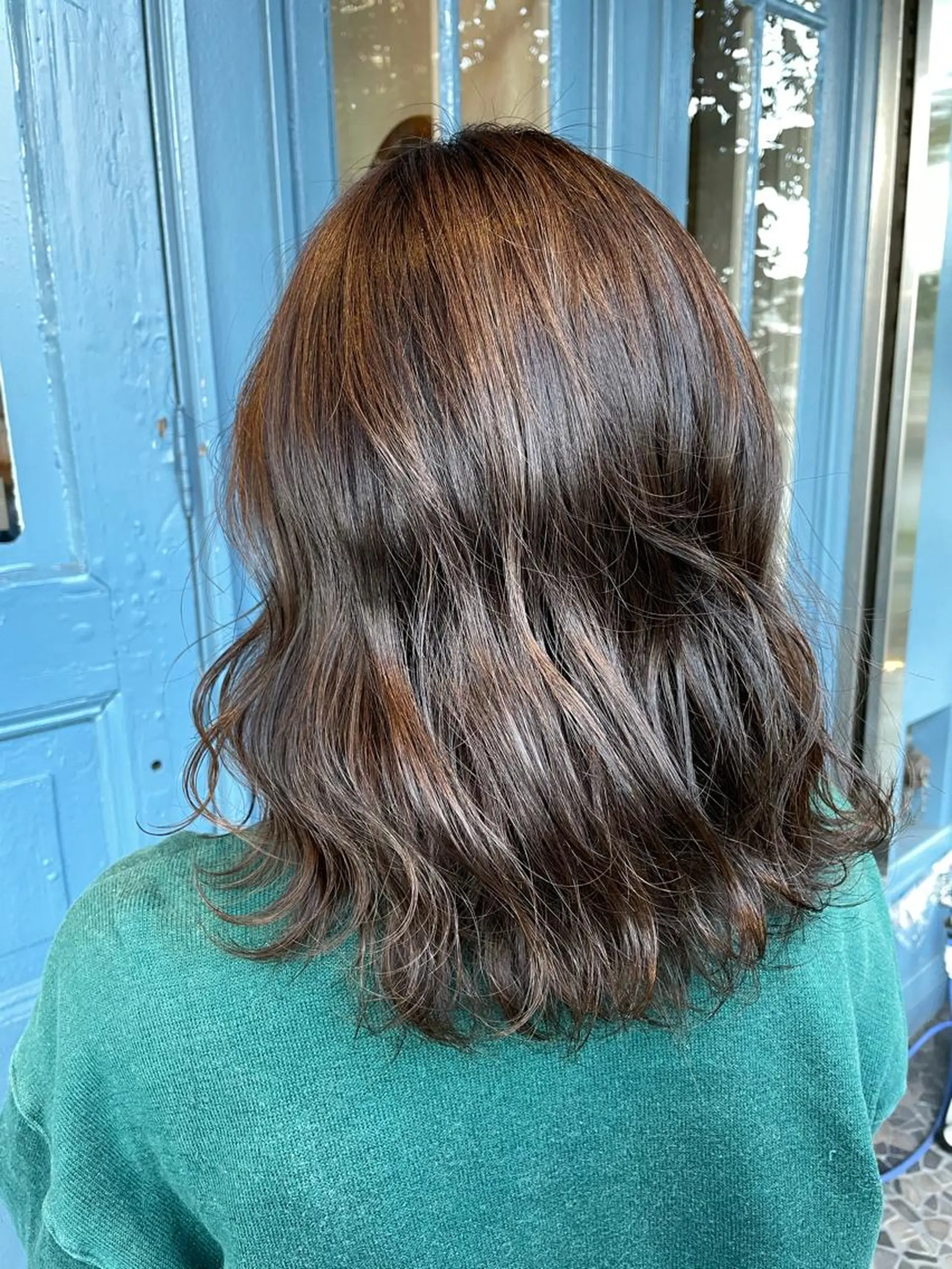 ミディアム ブリーチ毛矯正.髪質 改善.髪にドラマをのヘアスタイル