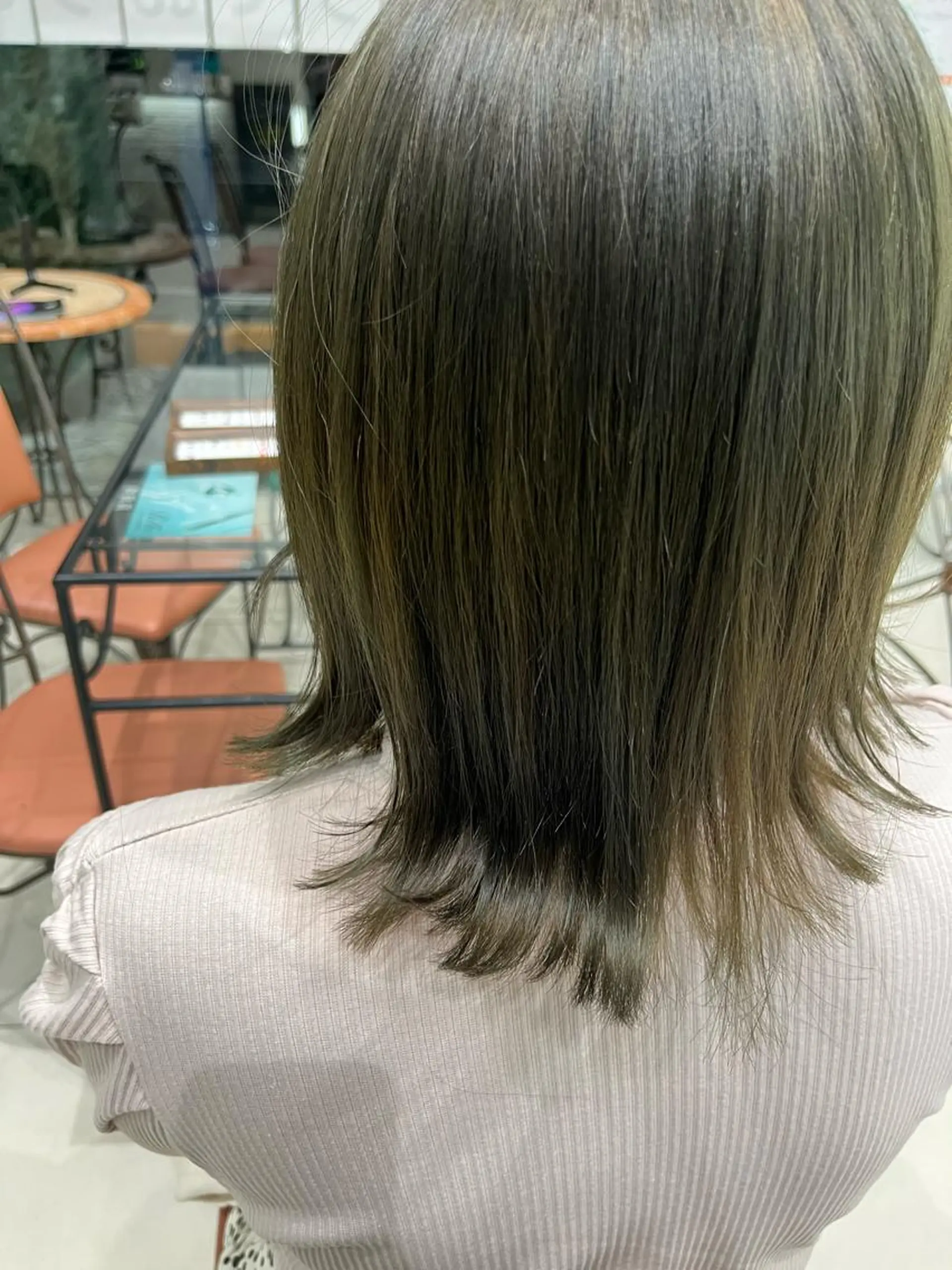 ミディアム カラー 下四日市 翠のヘアスタイル