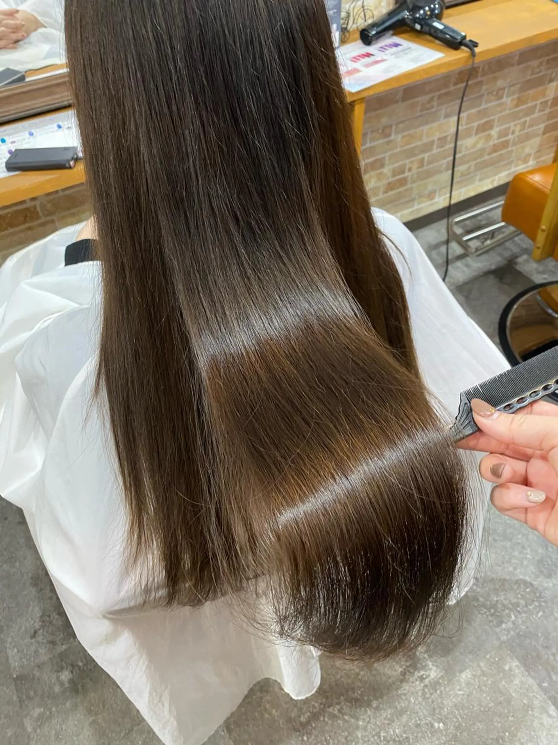 ロング 美髪ヘア 🤍erikaのヘアスタイル