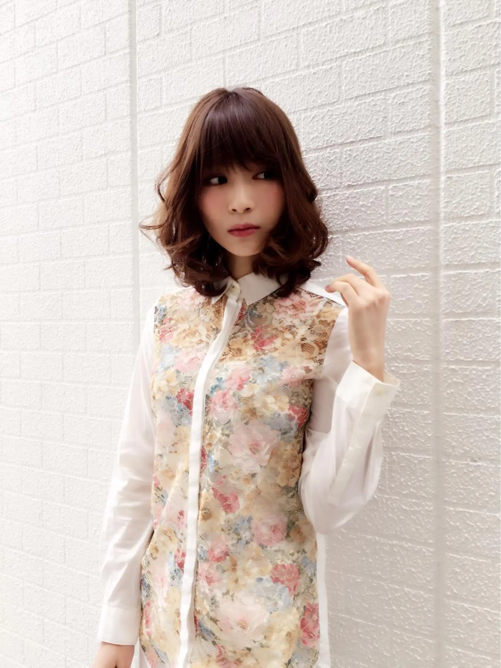 ミディアム カラー カット トリートメント CALMHAIR 五十實淳のヘアスタイル