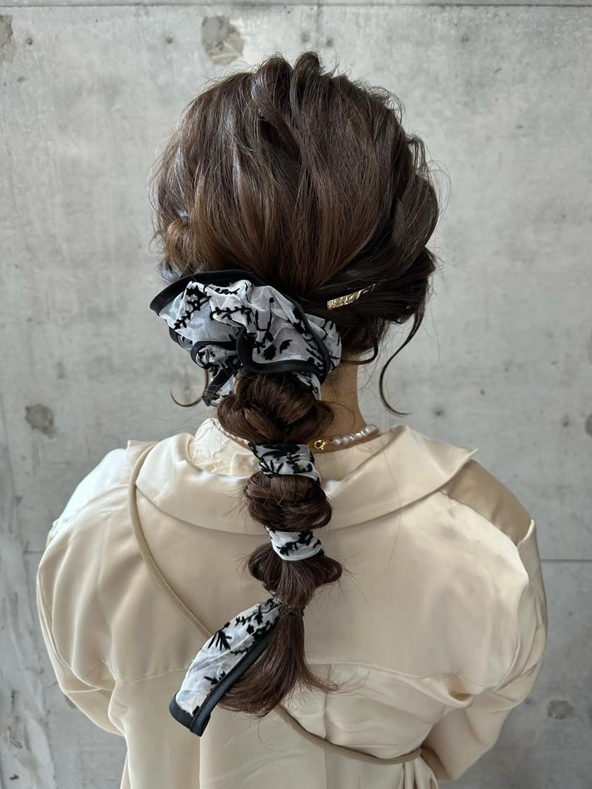 ロング ヘアアレンジ 女性に人気♪ はやしほのかのヘアスタイル