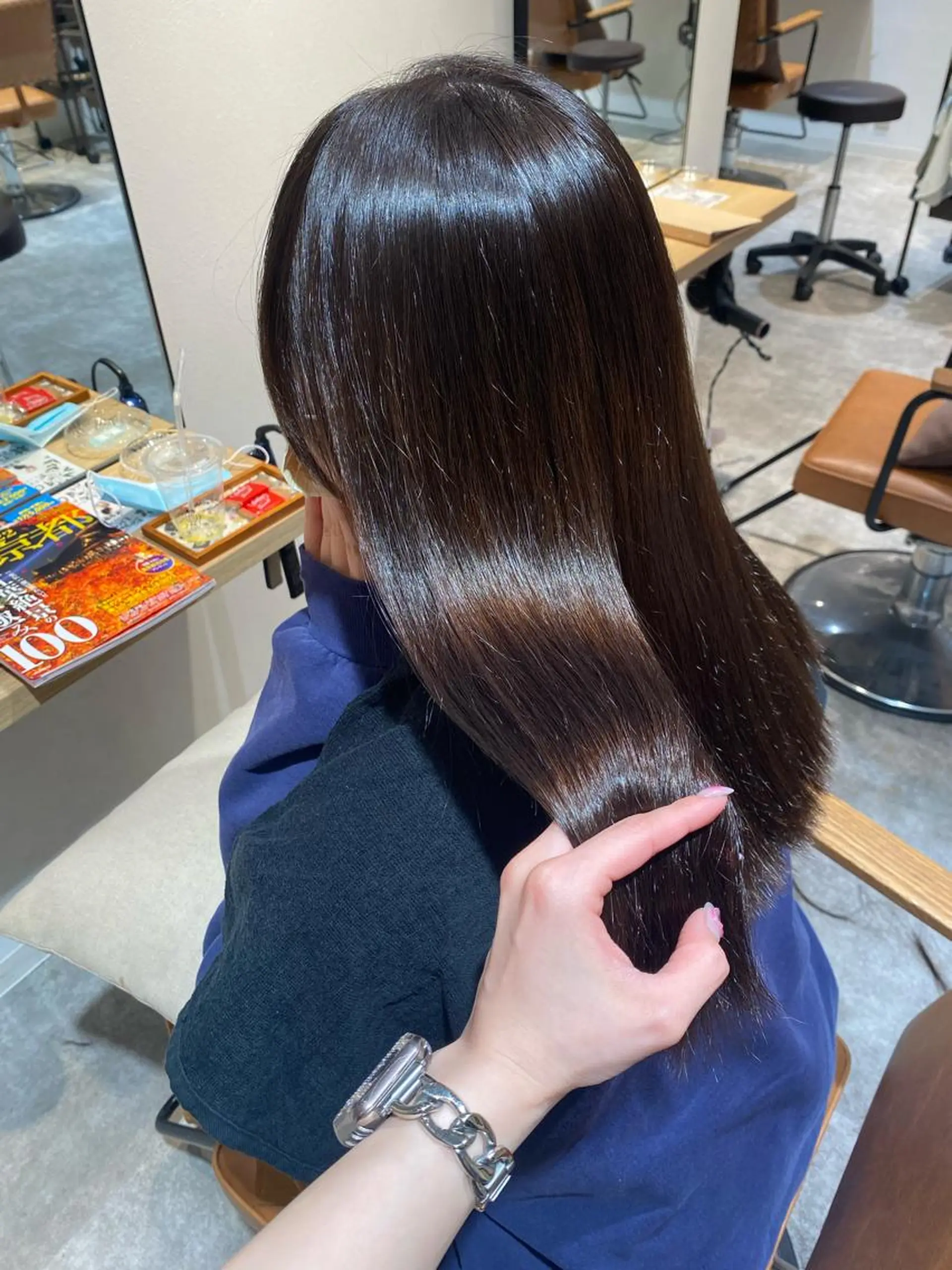 ロング カラー 透明感カラー ヘアカラー トリートメント オスズ 🎀´-のヘアスタイル