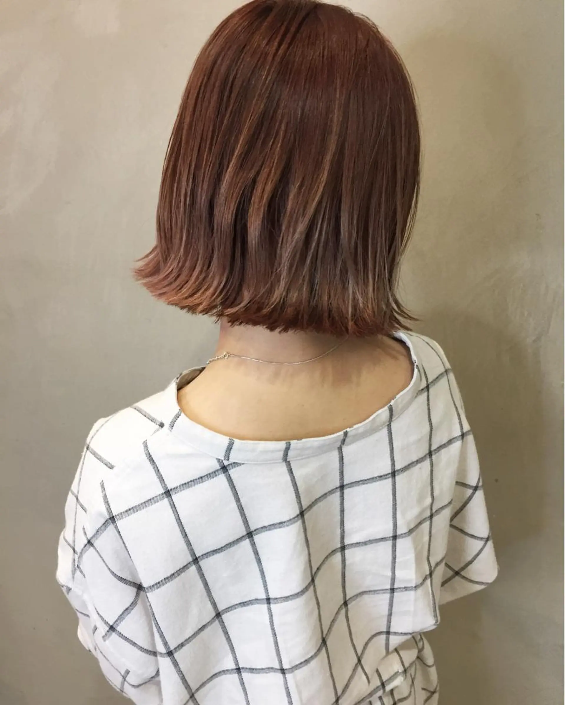 ミディアム ハイライト 髪質改善 縮毛矯正 トリートメント 酸熱トリートメント カット ヘアカラー トリートメント 中川 勝友のヘアスタイル