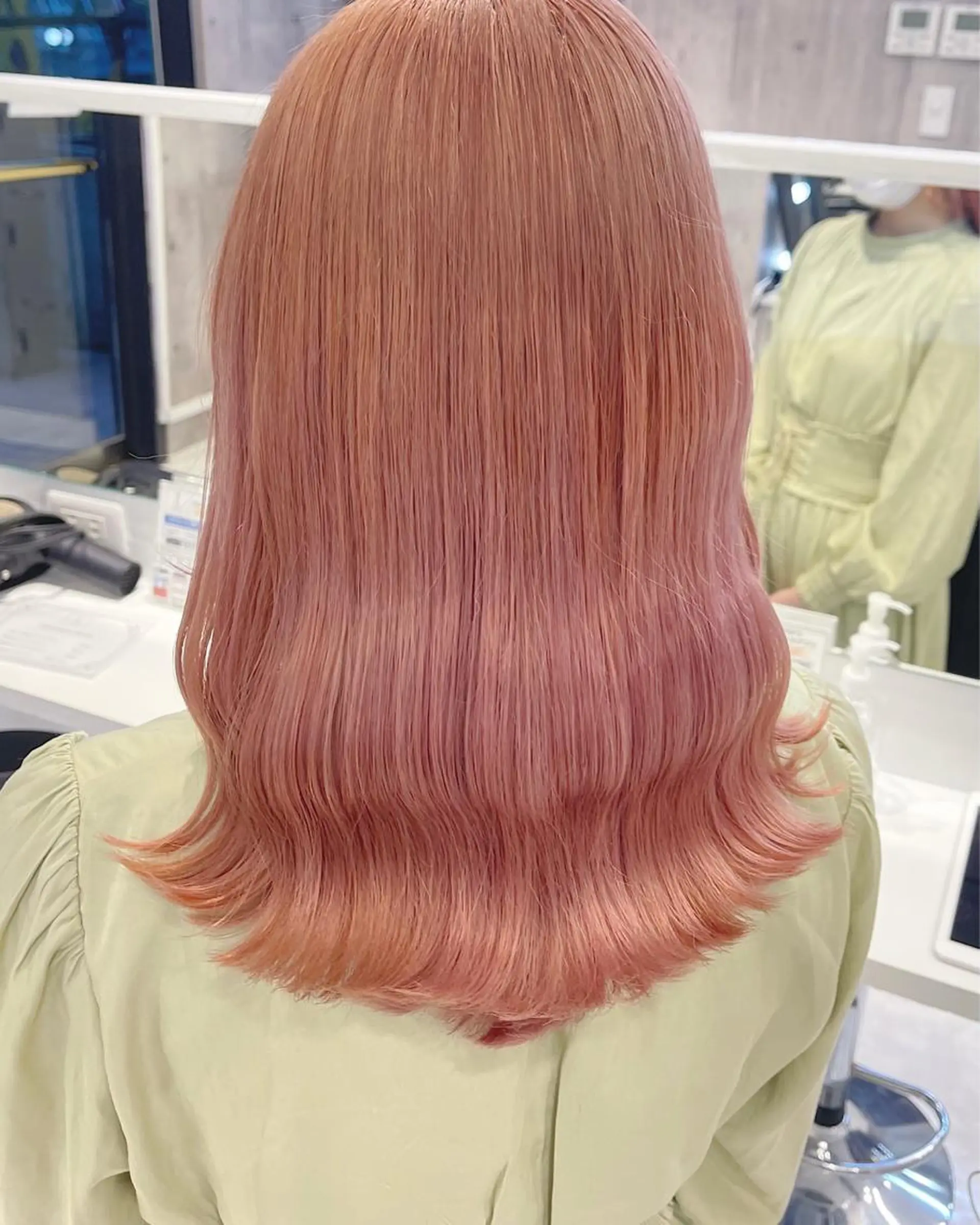 ロング カラー パーマ ヘアアレンジ メンズ キッズ ネイル マツエク・マツパ アイブロウ 🎀韓国レイヤー YURINA🎀のヘアスタイル