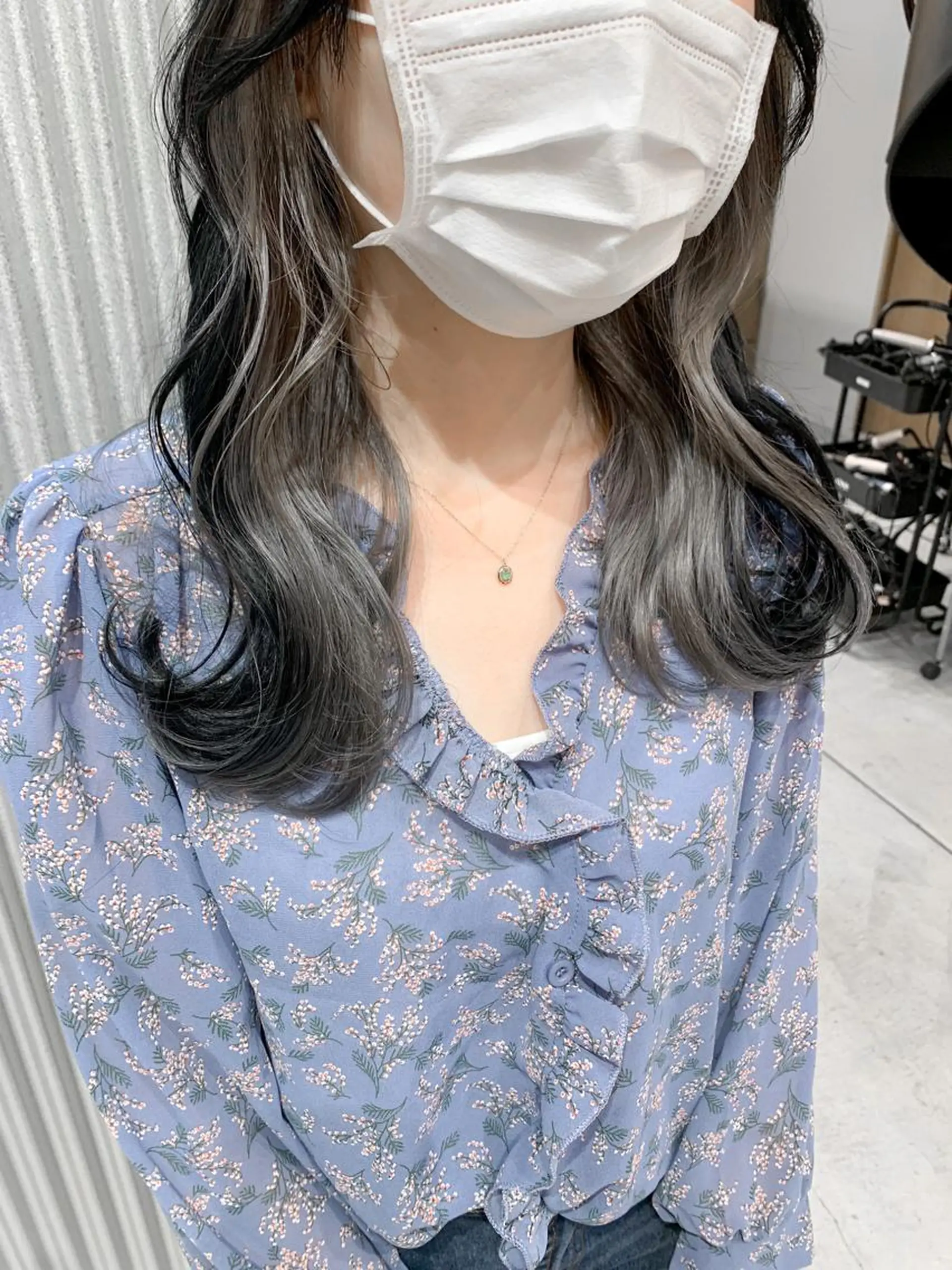 セミロング カラー ヘアアレンジ ブリーチ ヘアカラー トリートメント yuka .のヘアスタイル