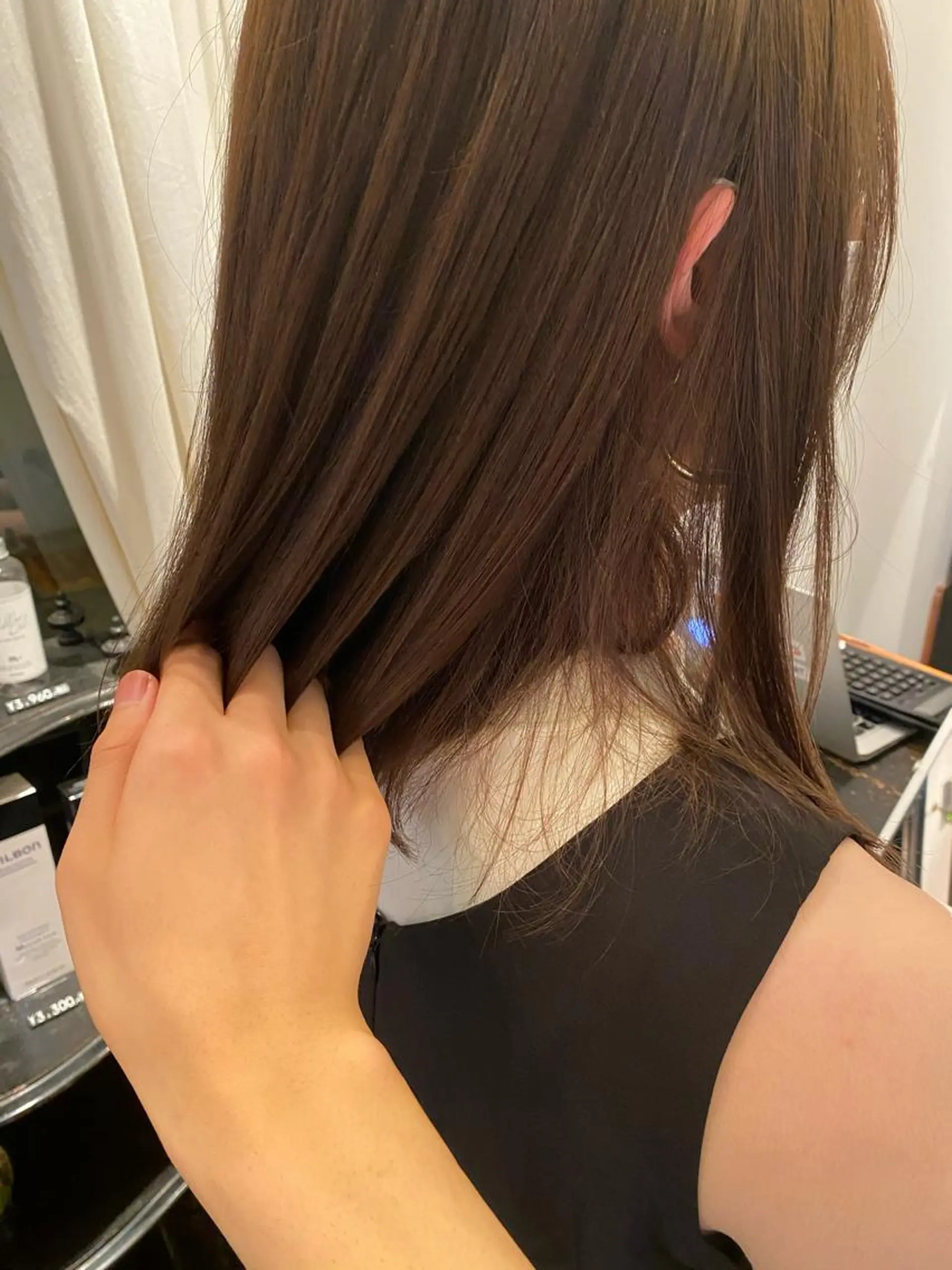 ミディアム カラー ベージュカラー オリーブベージュ tonari 梅田、中崎町のヘアスタイル