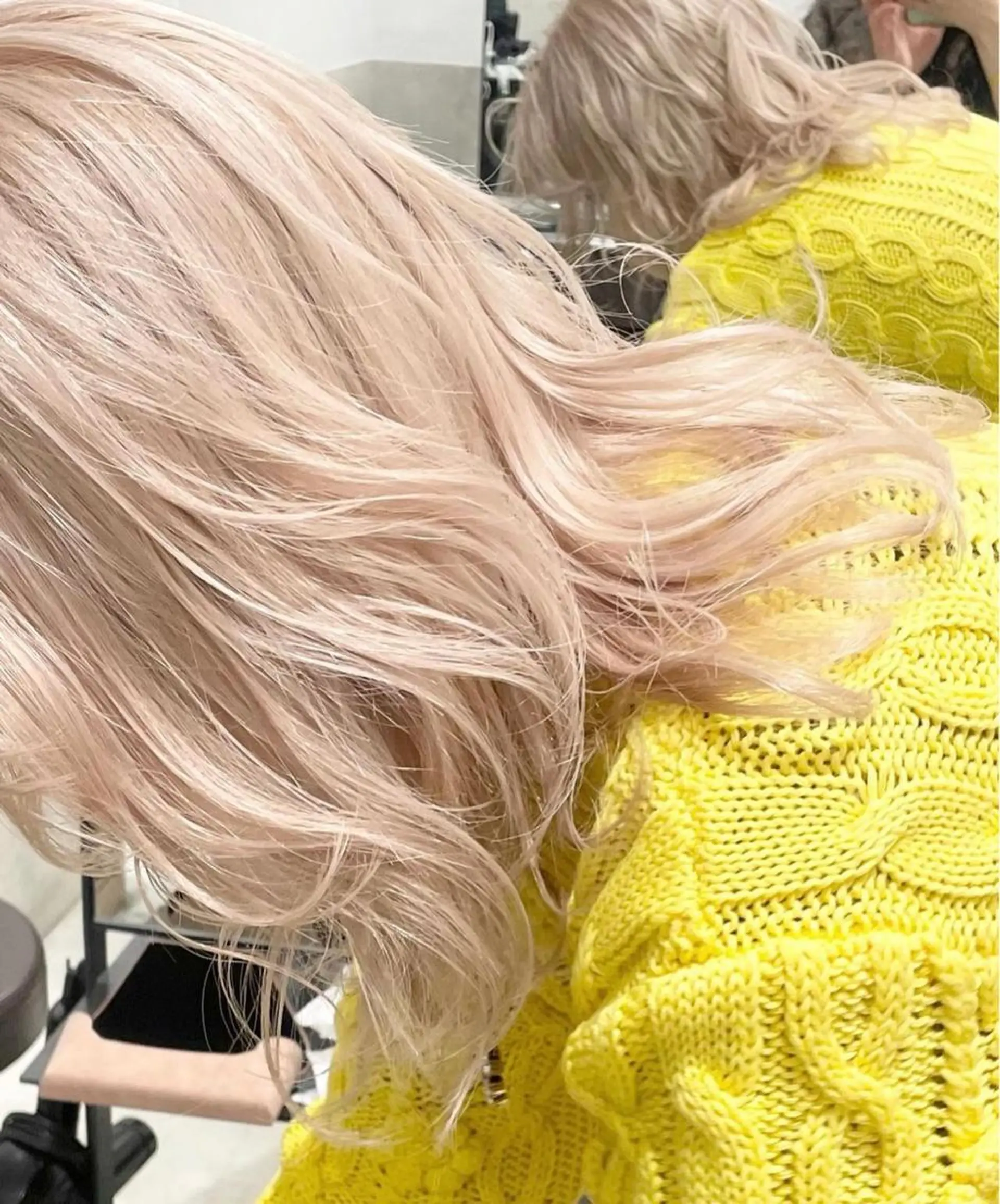ミディアム カラー 🫧ハイトーン✨格安 より質💐マンツーマのヘアスタイル