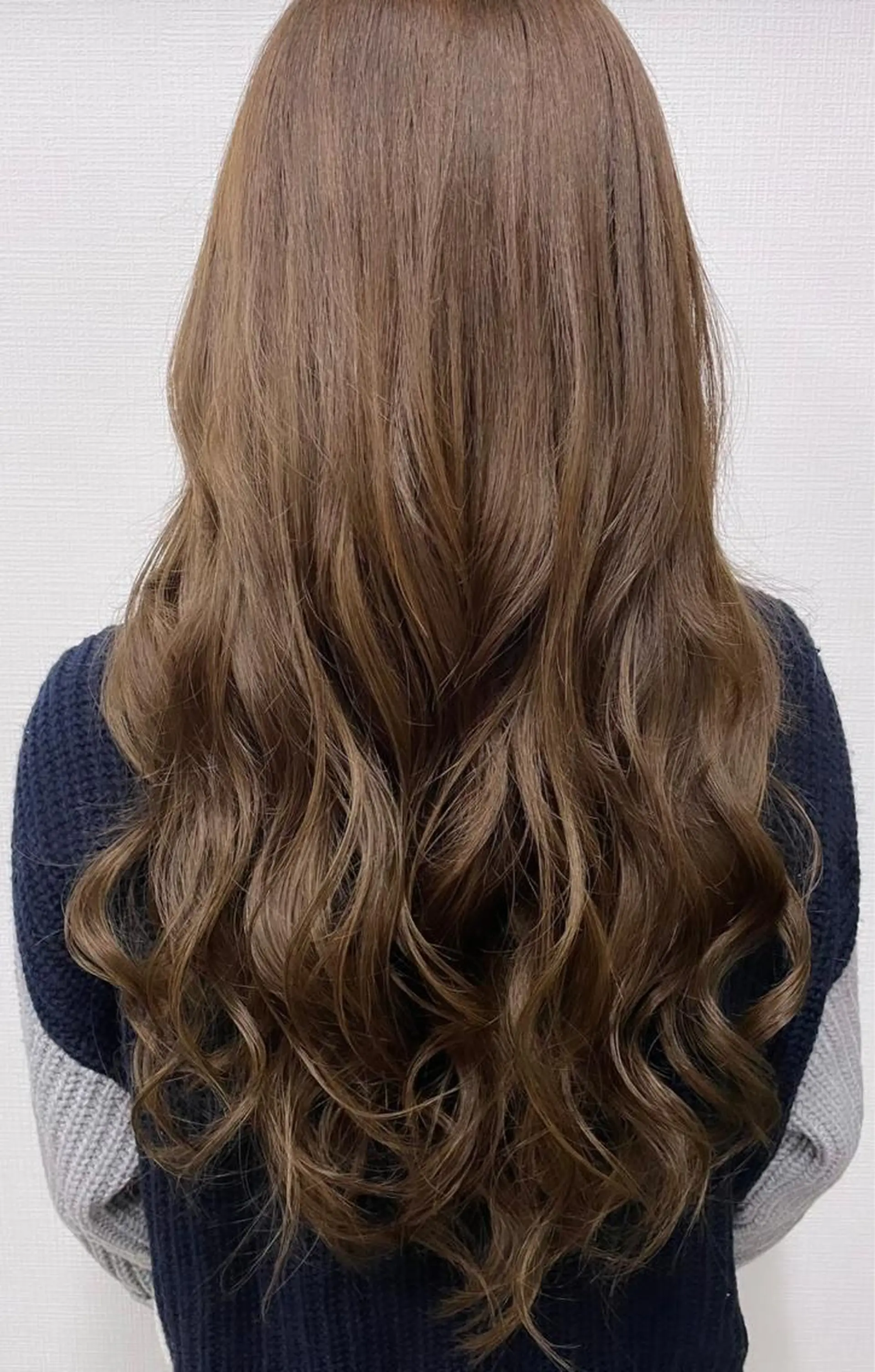 ロング カラー エクステ Rover ローバーのヘアスタイル