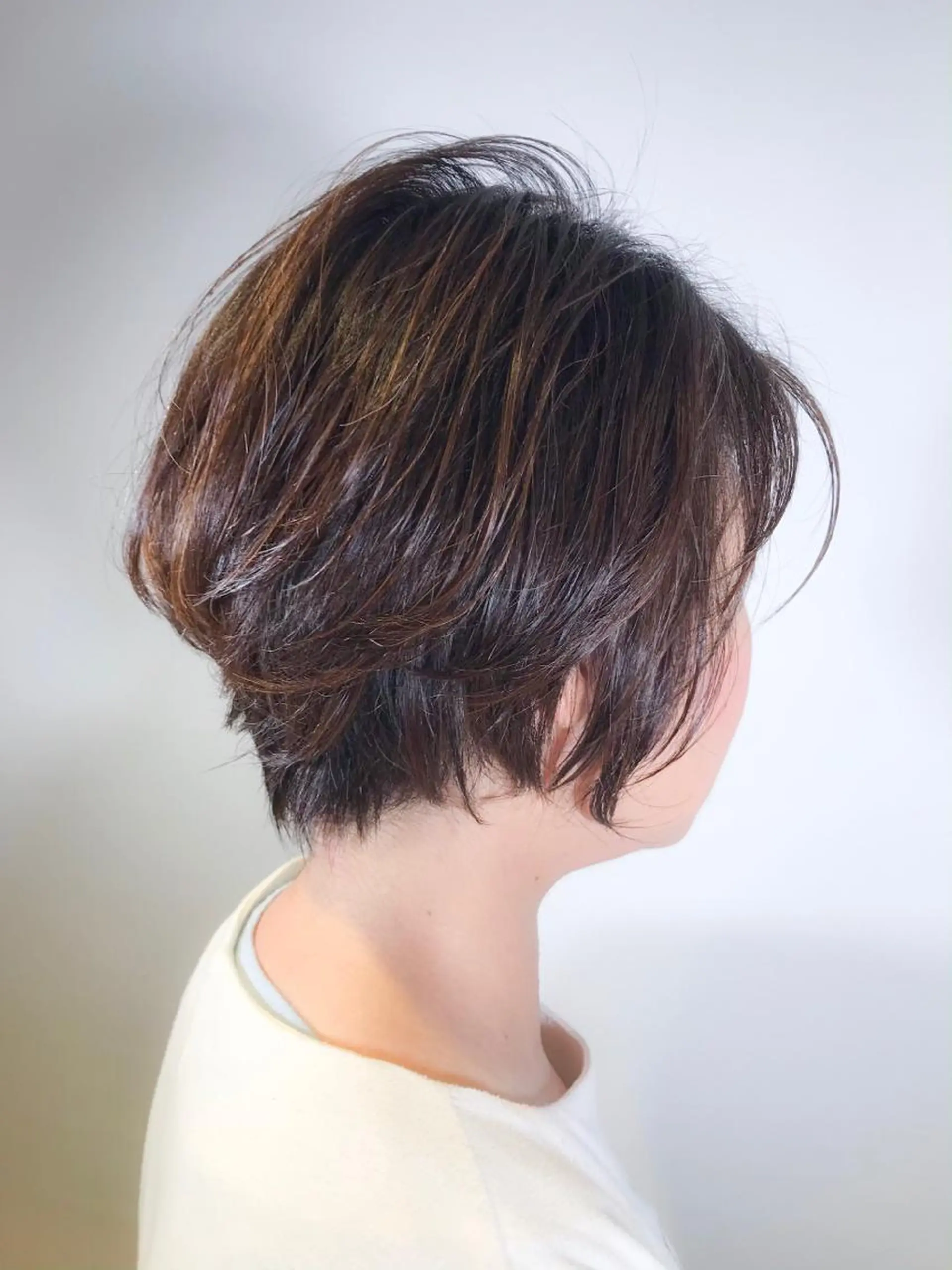 ショート BIANCO北堀江 AKANEのヘアスタイル