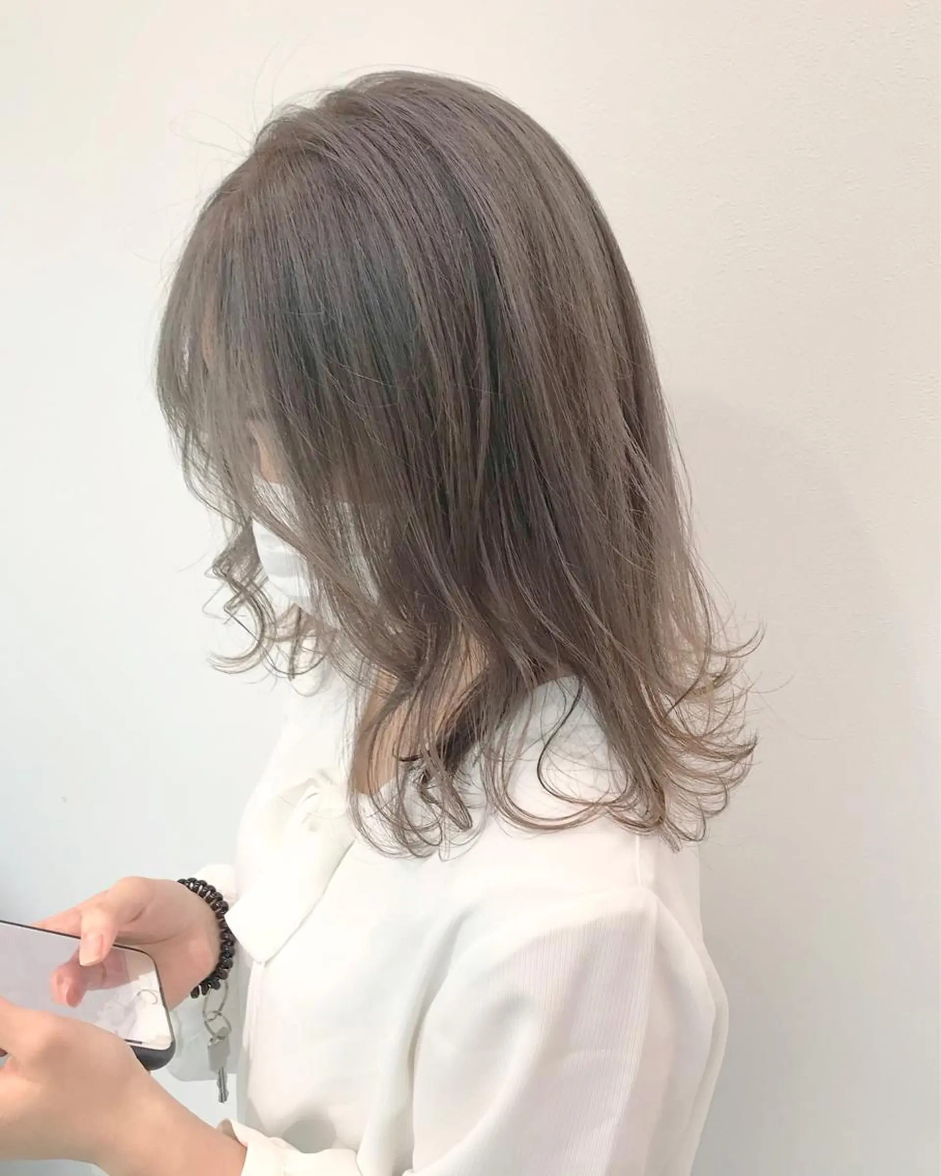 ミディアム カラー 🪄池袋ハイトーン 🪄ブリーチカラーのヘアスタイル