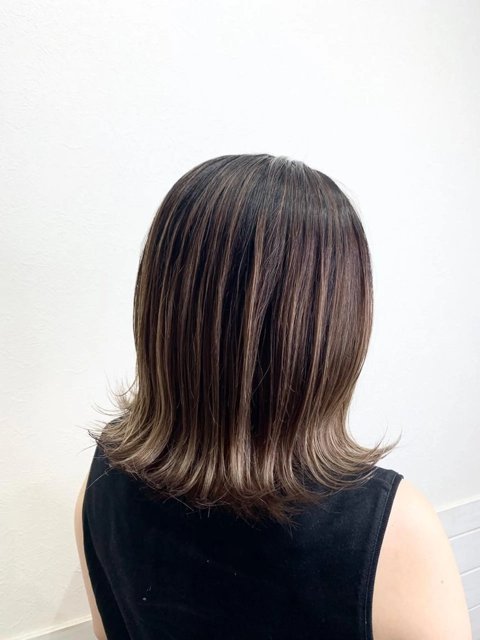 ミディアム カラー lucia RYOのヘアスタイル