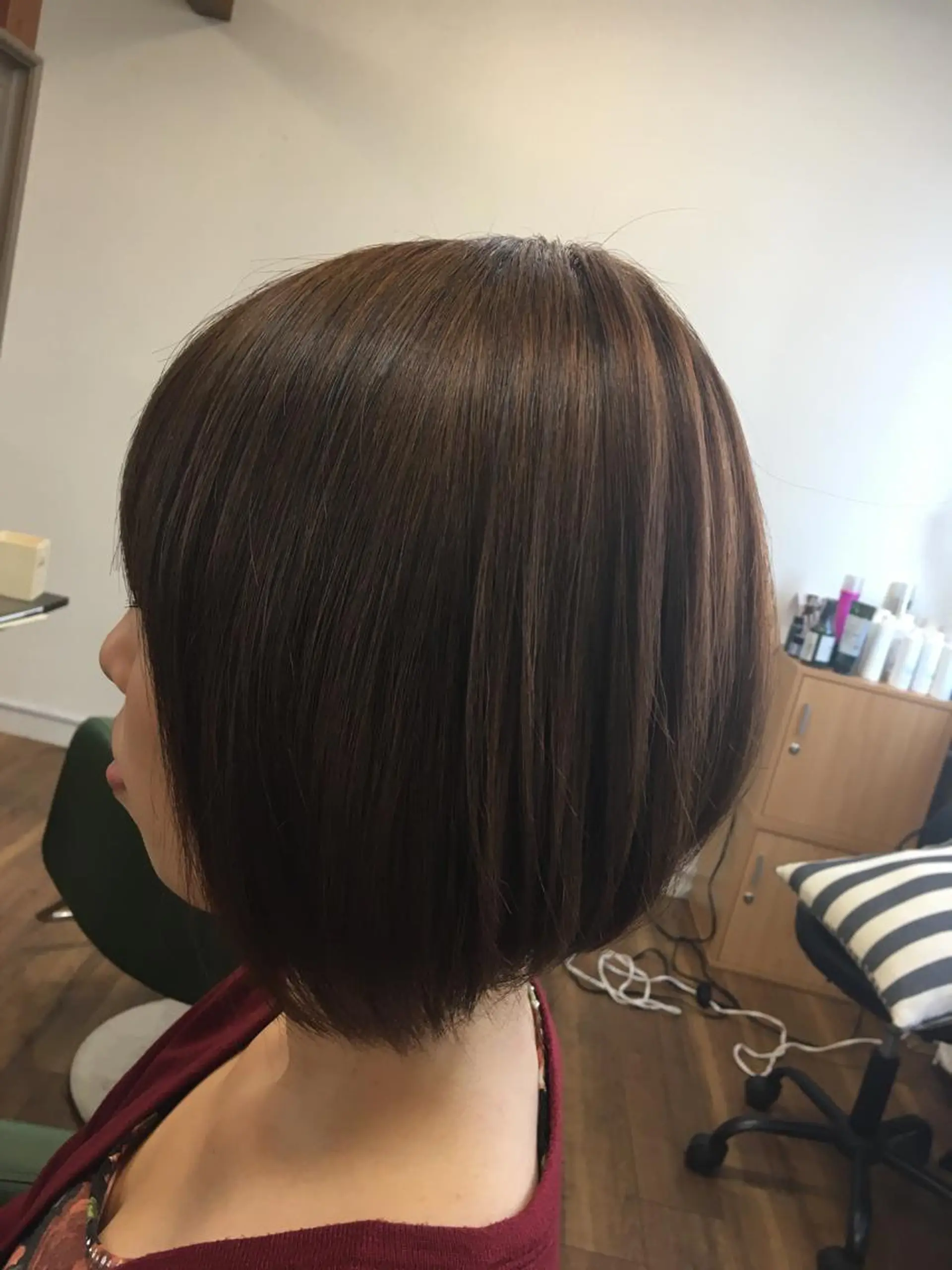ショート カラー SHIORI💜口コ ミNo.1艶カラーのヘアスタイル