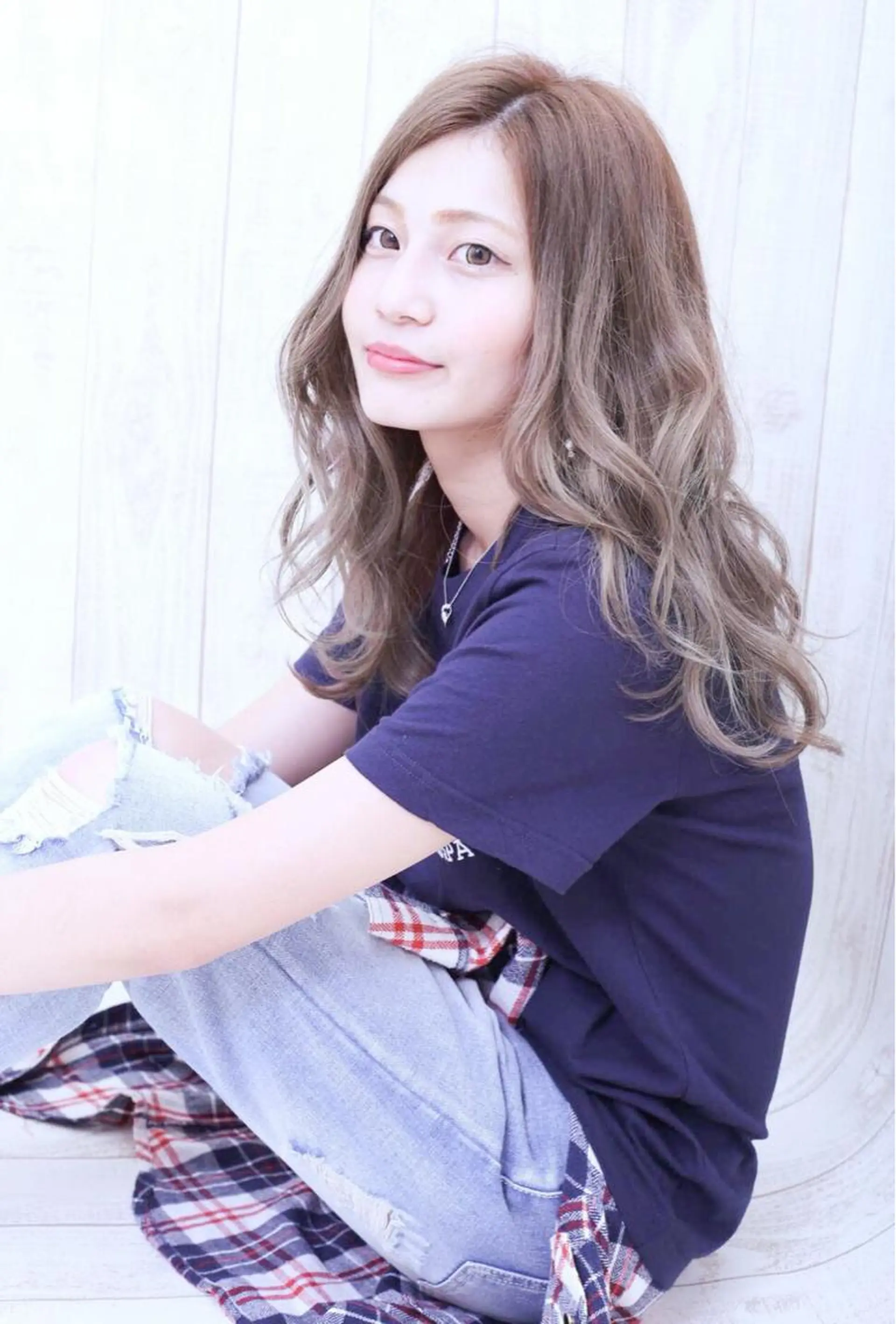 ロング 伊藤 裕貴のヘアスタイル