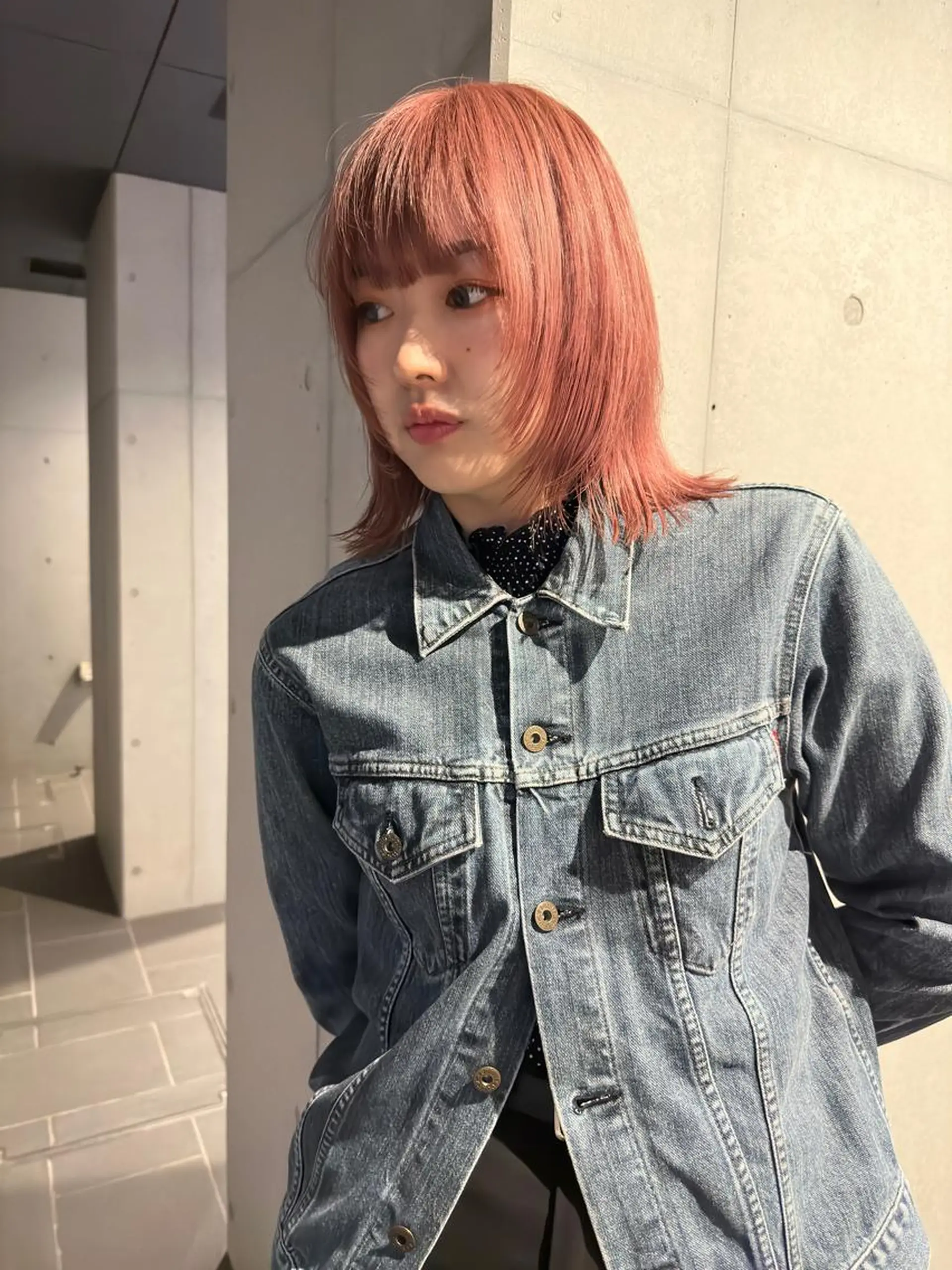 ミディアム カラー カット ヘアカラー トリートメント 似合わせウルフ/ レイヤー/山本祐輔のヘアスタイル