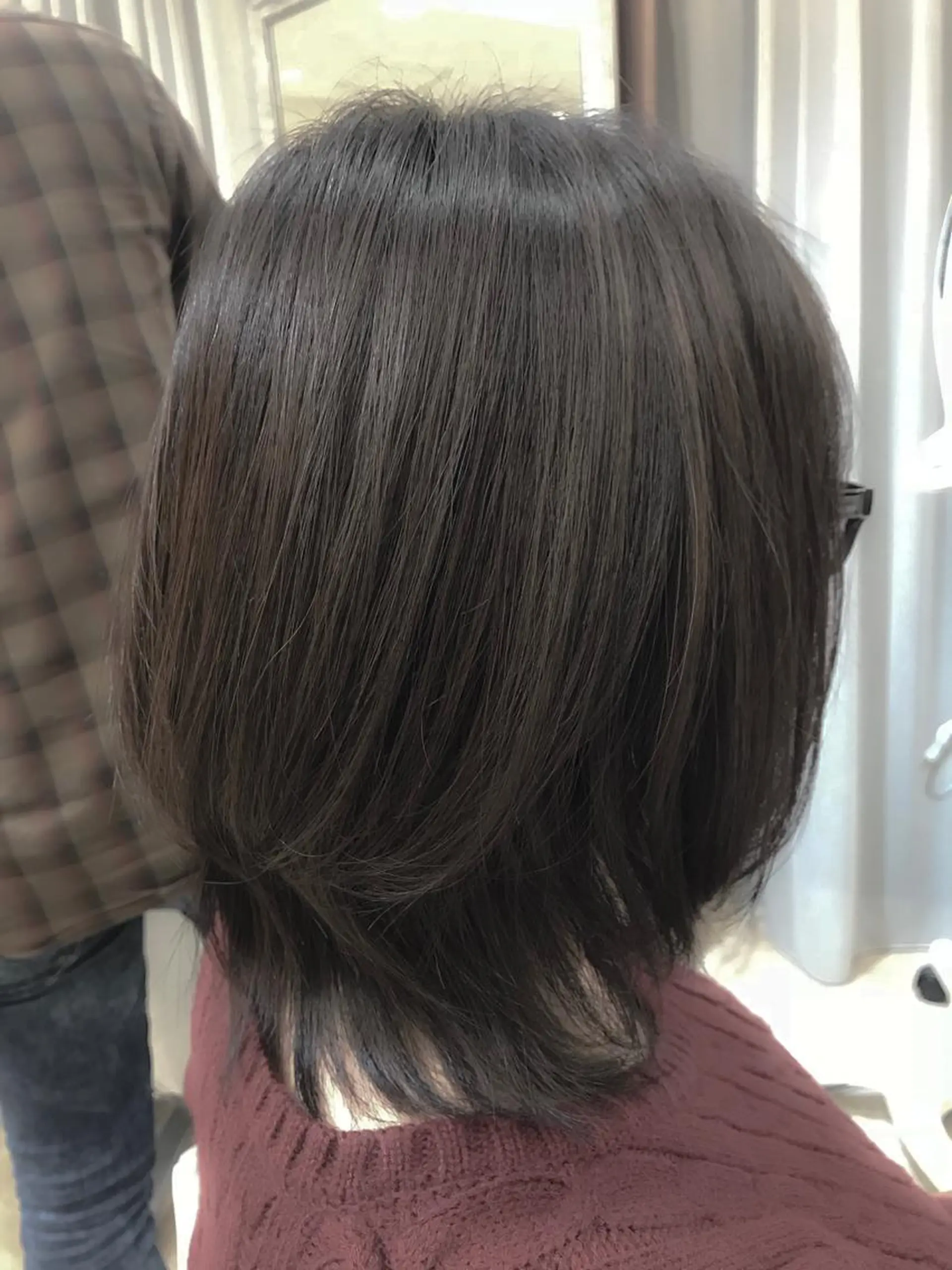 ショート カラー グレージュ シルバー シルバーグレージュ 【透明感、艶髪】西村 有司のヘアスタイル