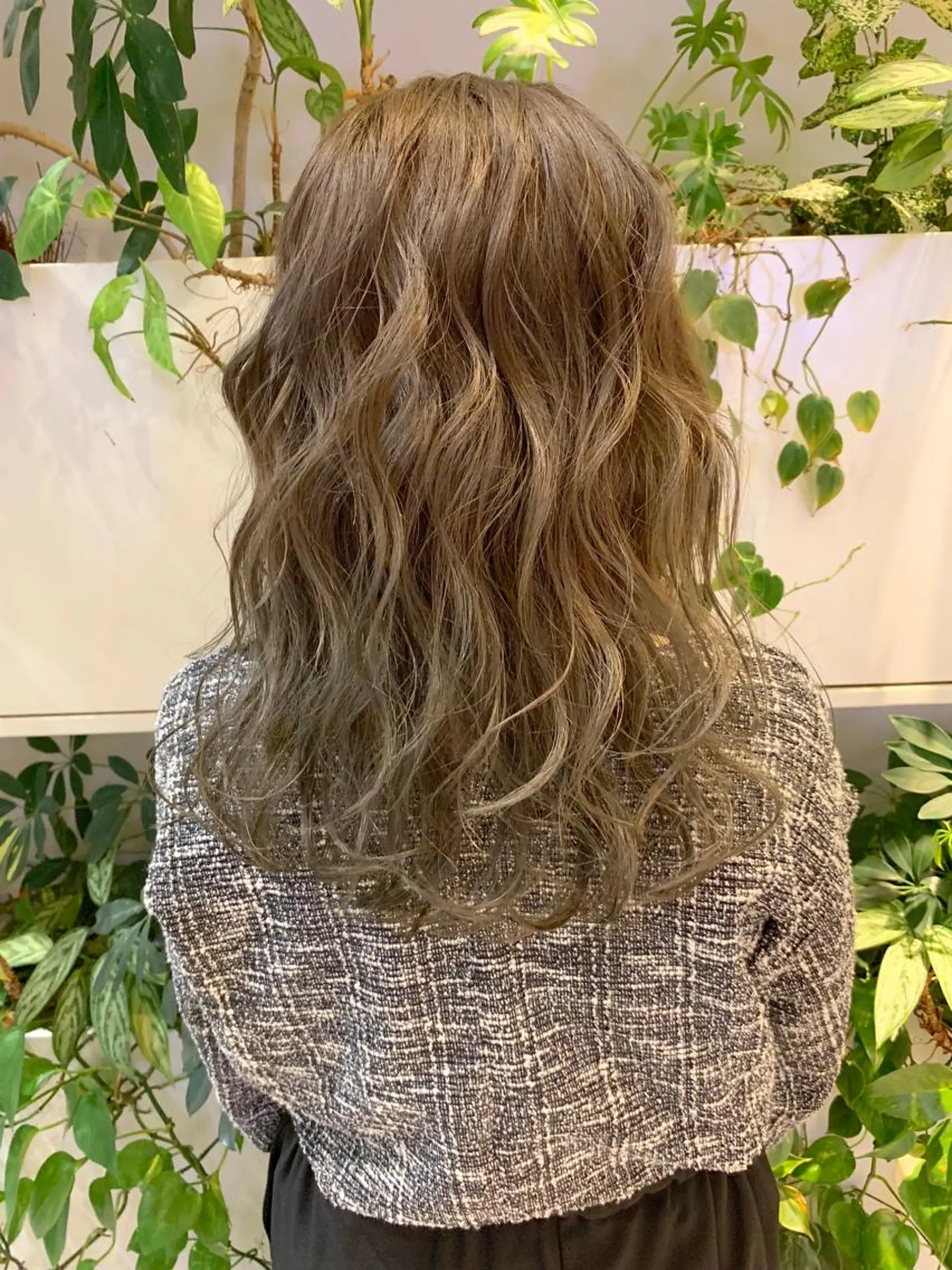 ミディアム ヘアカラー トリートメント 東北No.1完全個室 💐梶谷社長のヘアスタイル