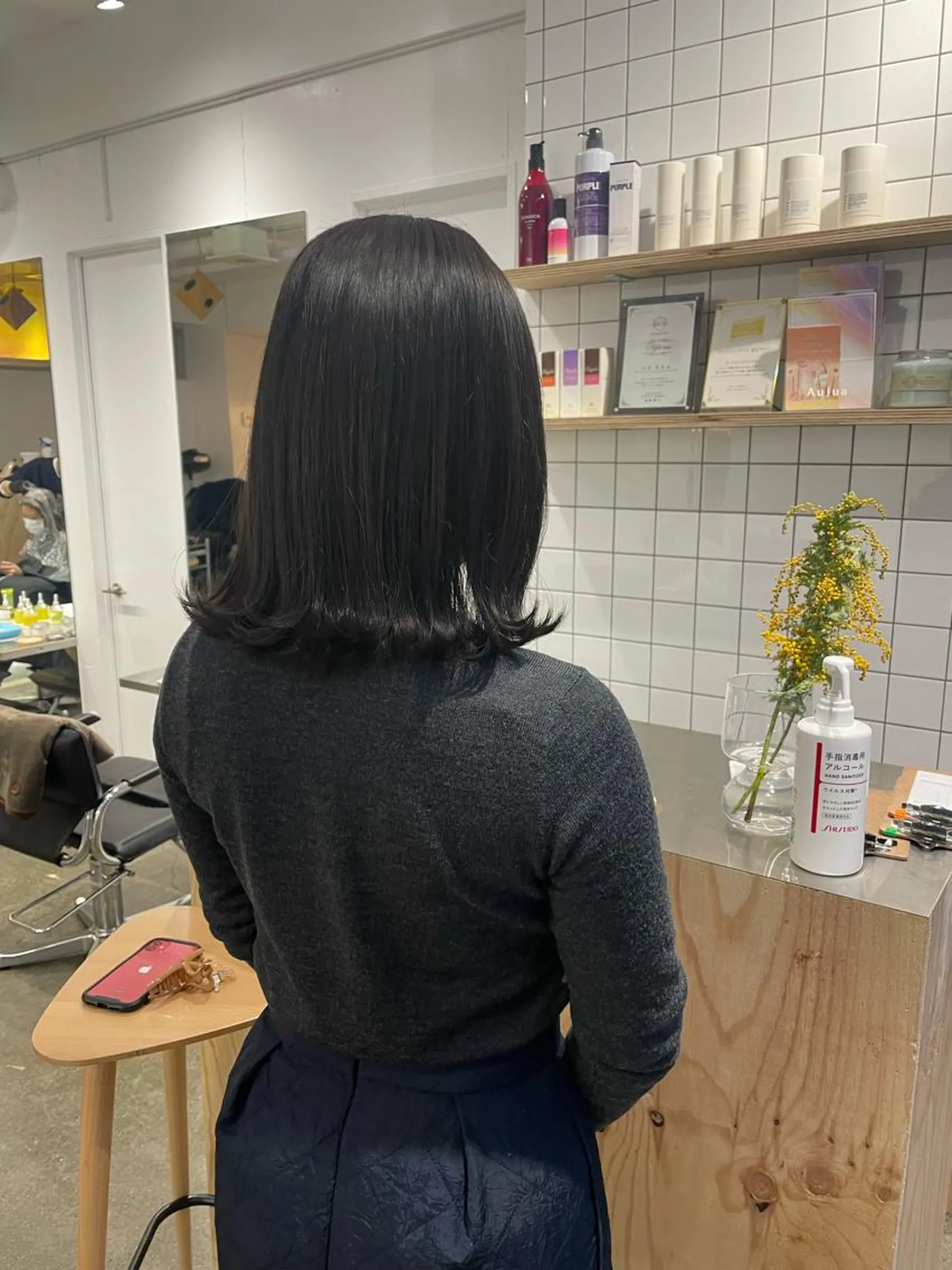 ミディアム カラー 切りっぱなしボブ 黒髪 ブルーカラー ブルーブラック 透明感カラー カット ヘアカラー トリートメント ♡🪞韓国スタイル/ MISATO🪞♡のヘアスタイル