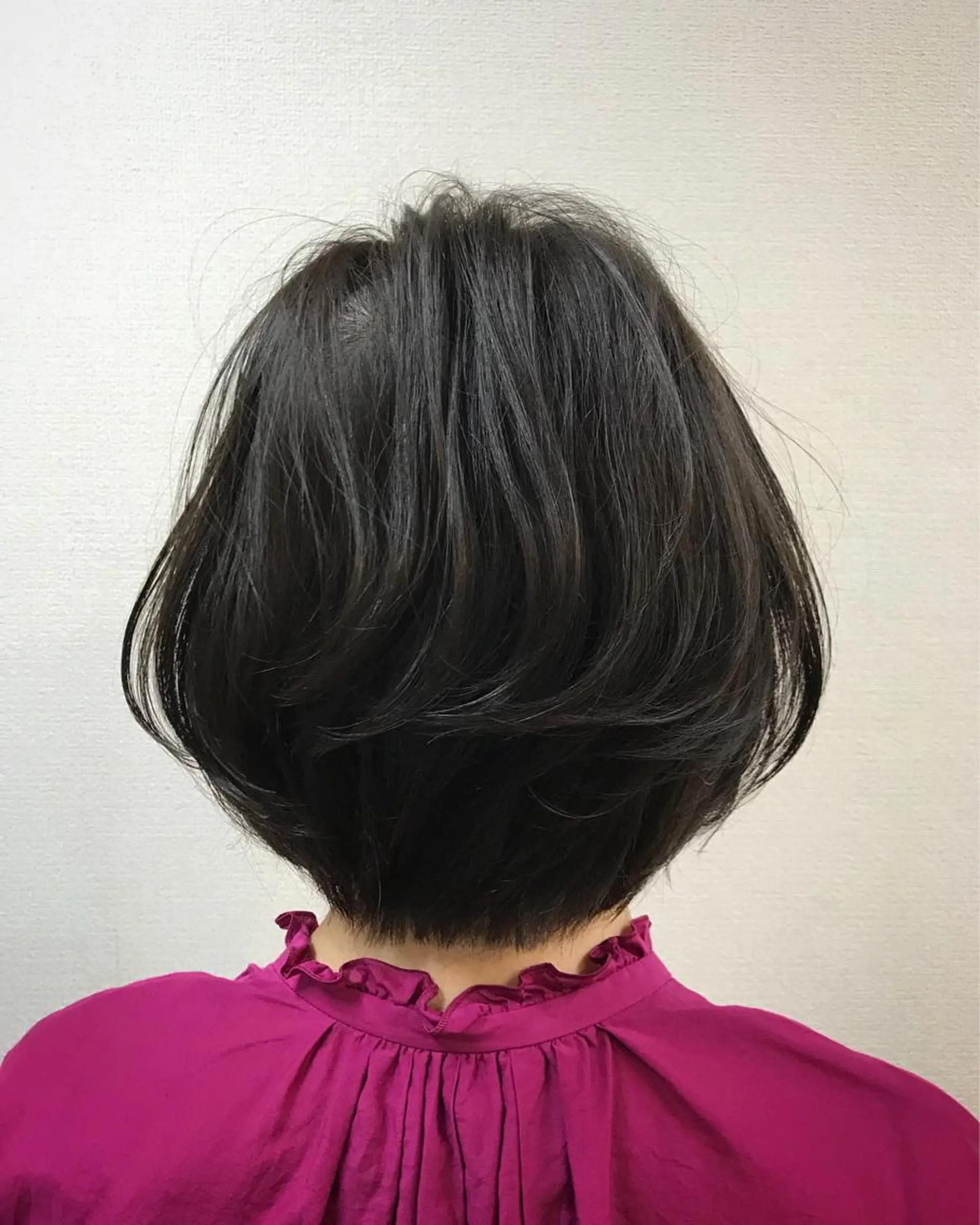 ショート カラー カット 吉森 満俊のヘアスタイル