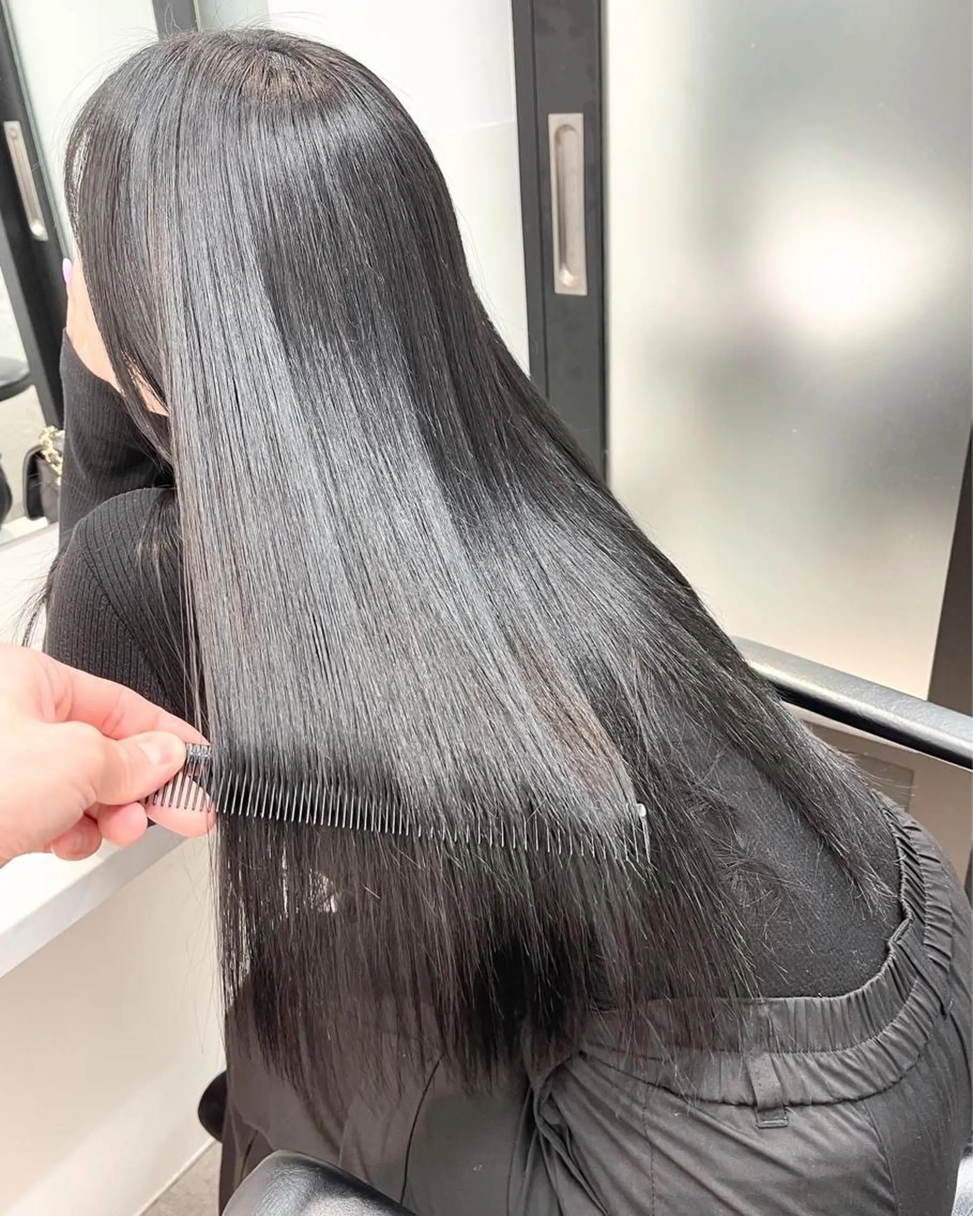 ロング カット ヘアカラー トリートメント 韓国レイヤーカット 髪質改善▫️水野有真のヘアスタイル