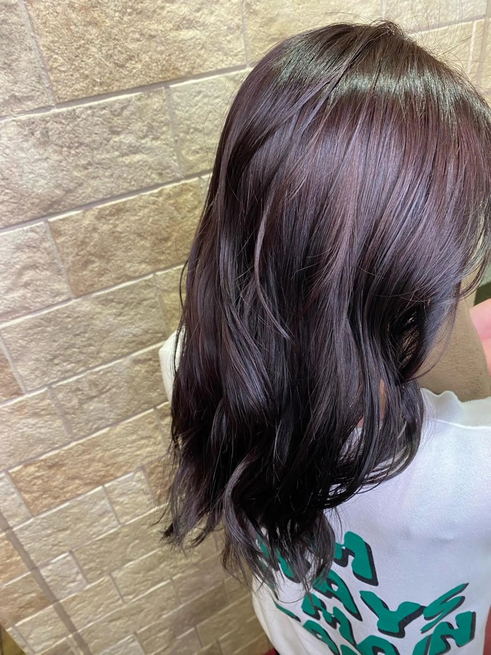 ロング カラー 鈴木 颯介のヘアスタイル