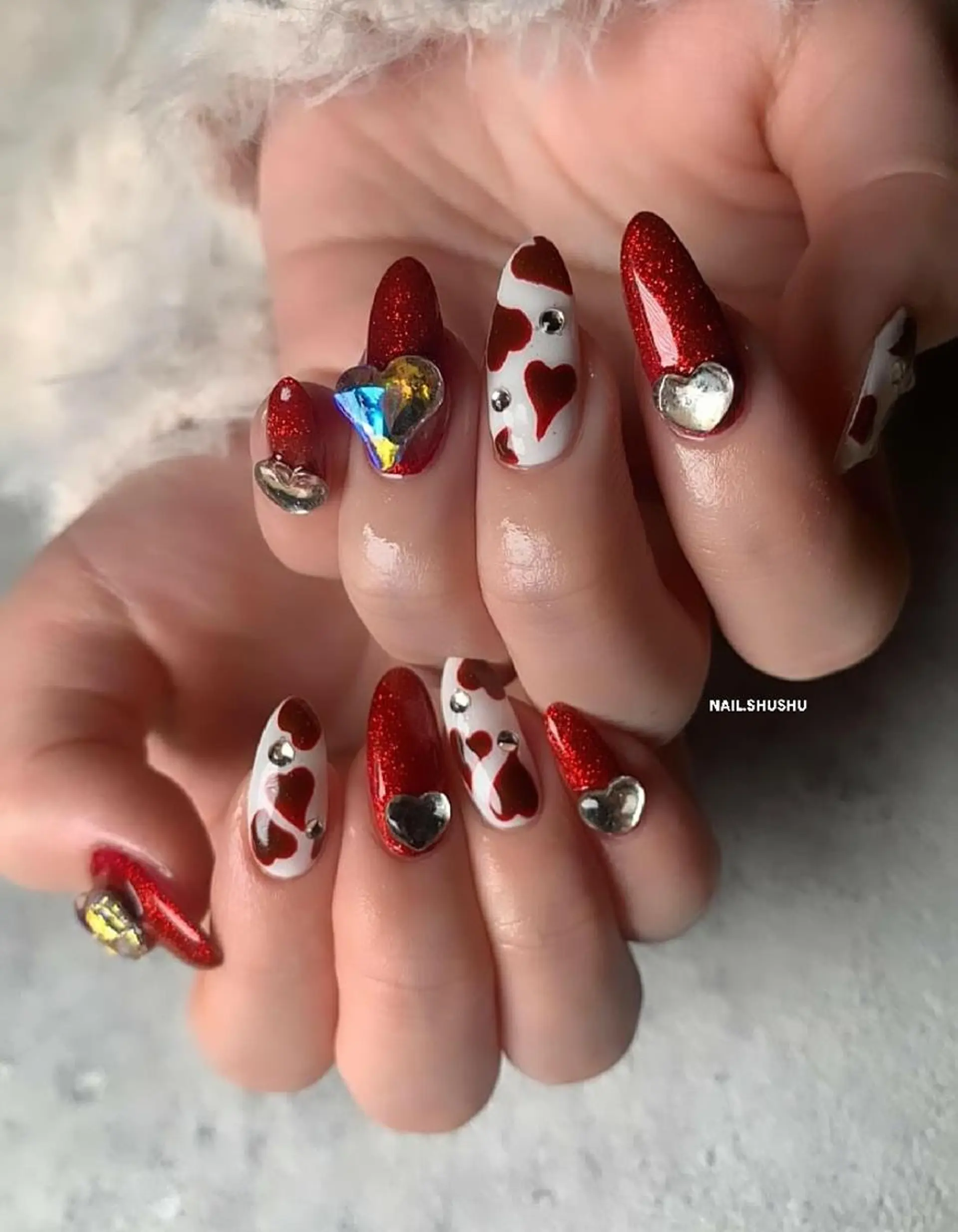 ネイル 持ち込み ニュアンスネイル ワンカラーネイル シンプルネイル バレンタイン 3dパーツ/流行り 👧shushu❤️のネイルデザイン