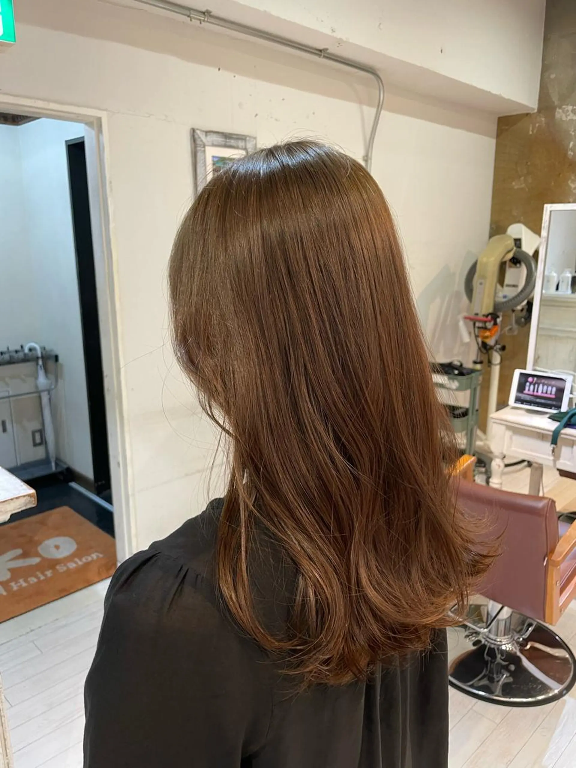 カラー 髪質改善/縮毛矯正/ レイヤーカット/ガブのヘアスタイル