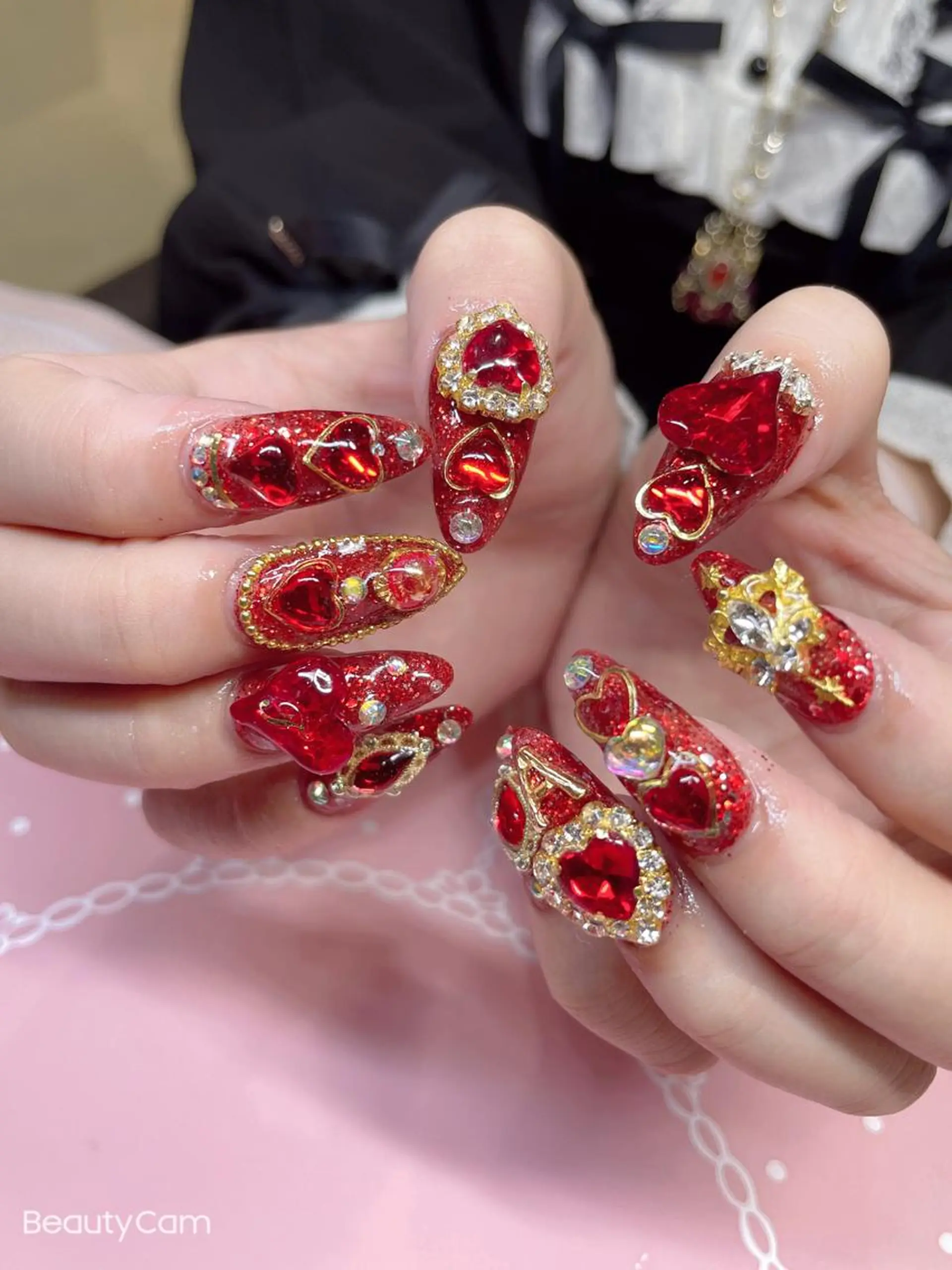 ミディアム ネイル ハンドネイル 《LB》ラブリエ Nail&eyeのマツエク・マツパデザイン