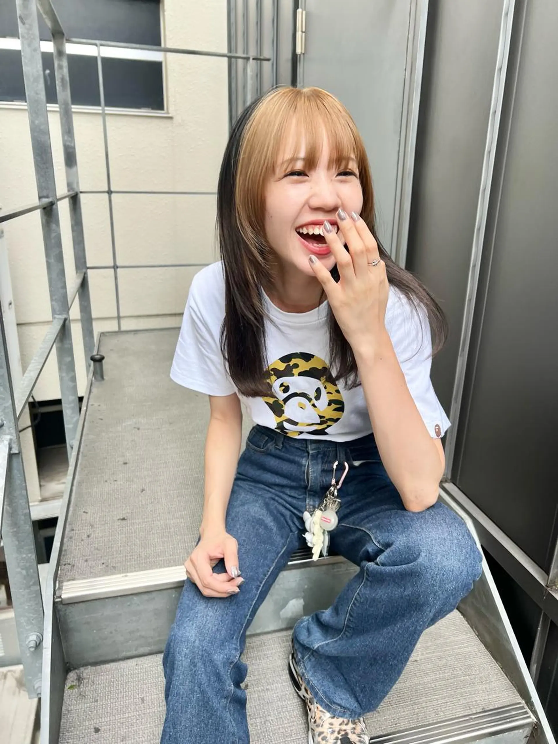 セミロング カラー ヘアアレンジ ブリーチ ケアブリーチ ダブルカラー カット ヘアカラー トリートメント HARU//原宿🤍 リピート率NO.1のヘアスタイル