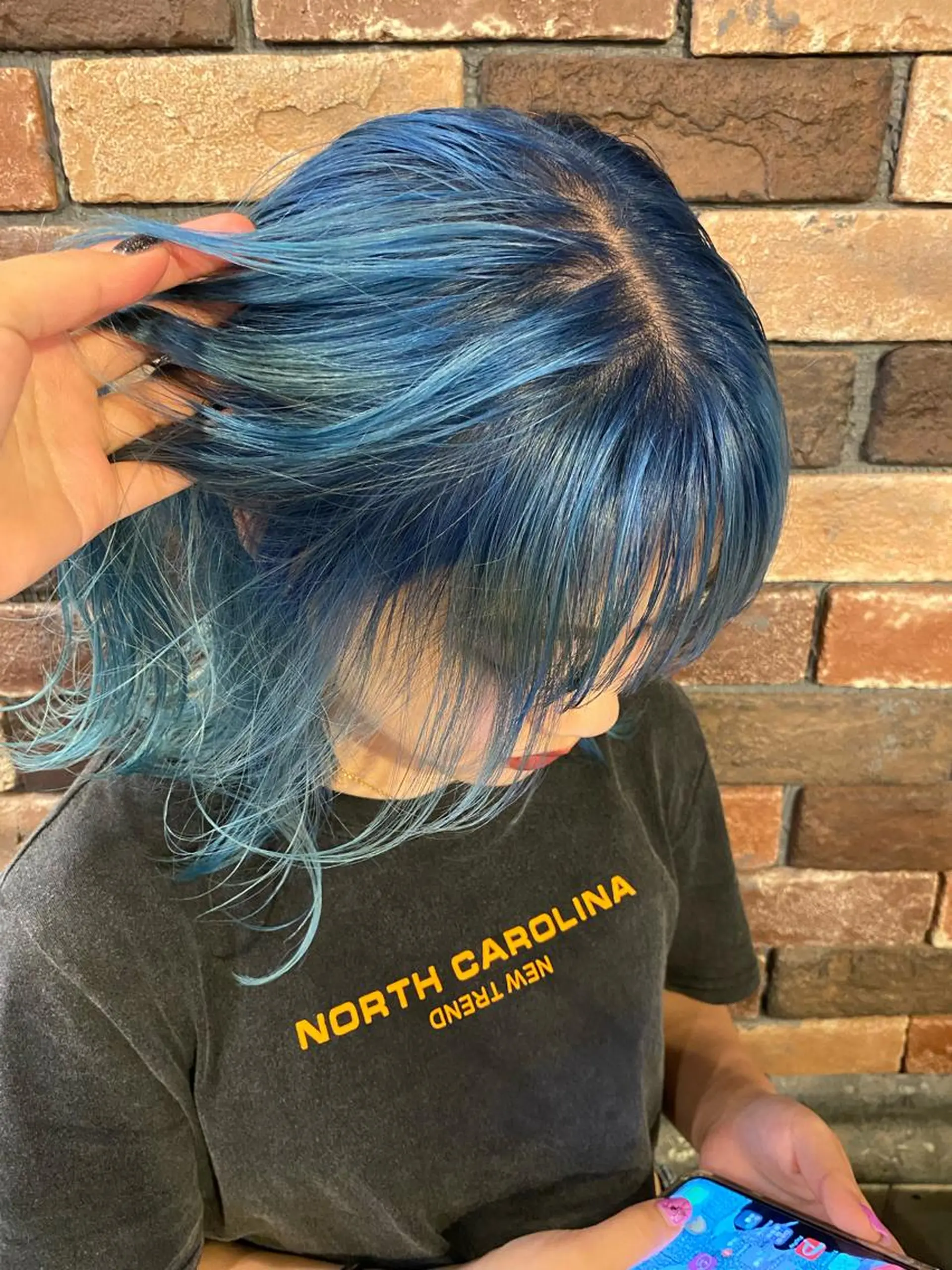 ミディアム ヘアカラー 大西 柚羽のヘアスタイル