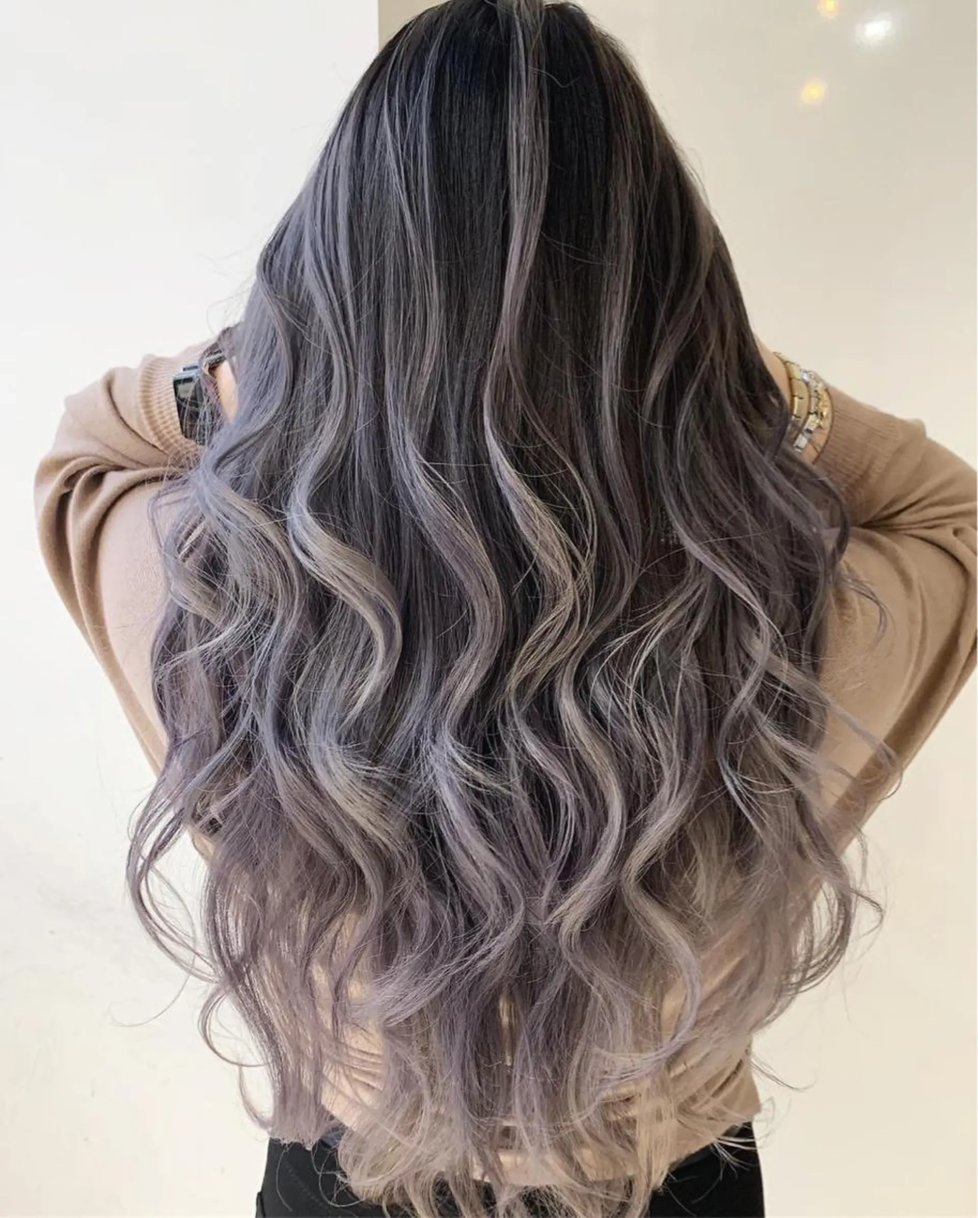 ロング カラー ヘアアレンジ バレイヤージュ グラデーションカラー ハイライトカラー 外国人風カラー ハイライト 阿部 圭悟のヘアスタイル