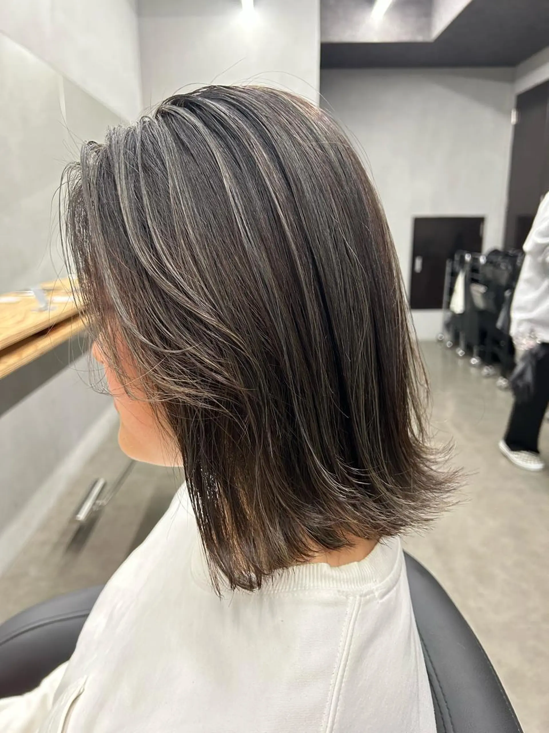 ミディアム カラー N/デザインカラー 🌿ナギのヘアスタイル