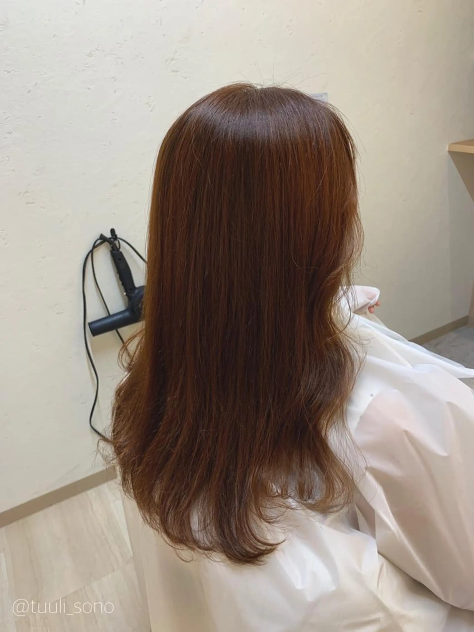 セミロング カラー オレンジ 美容室tuuli 大名店所属・tuuli トゥーリのヘアスタイル