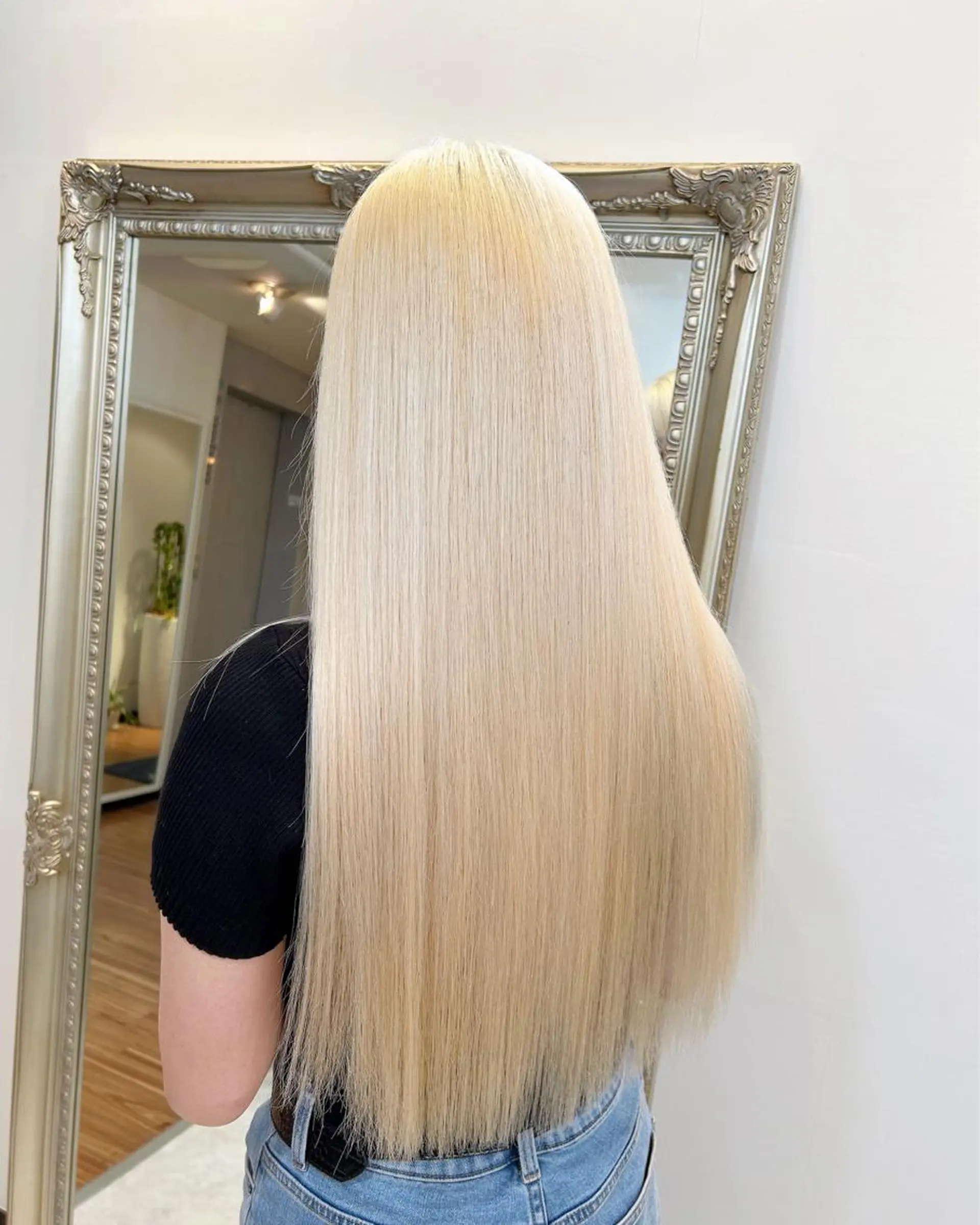 ロング カラー ヘアカラー ANKH CROSS 🦋mako🦋のヘアスタイル