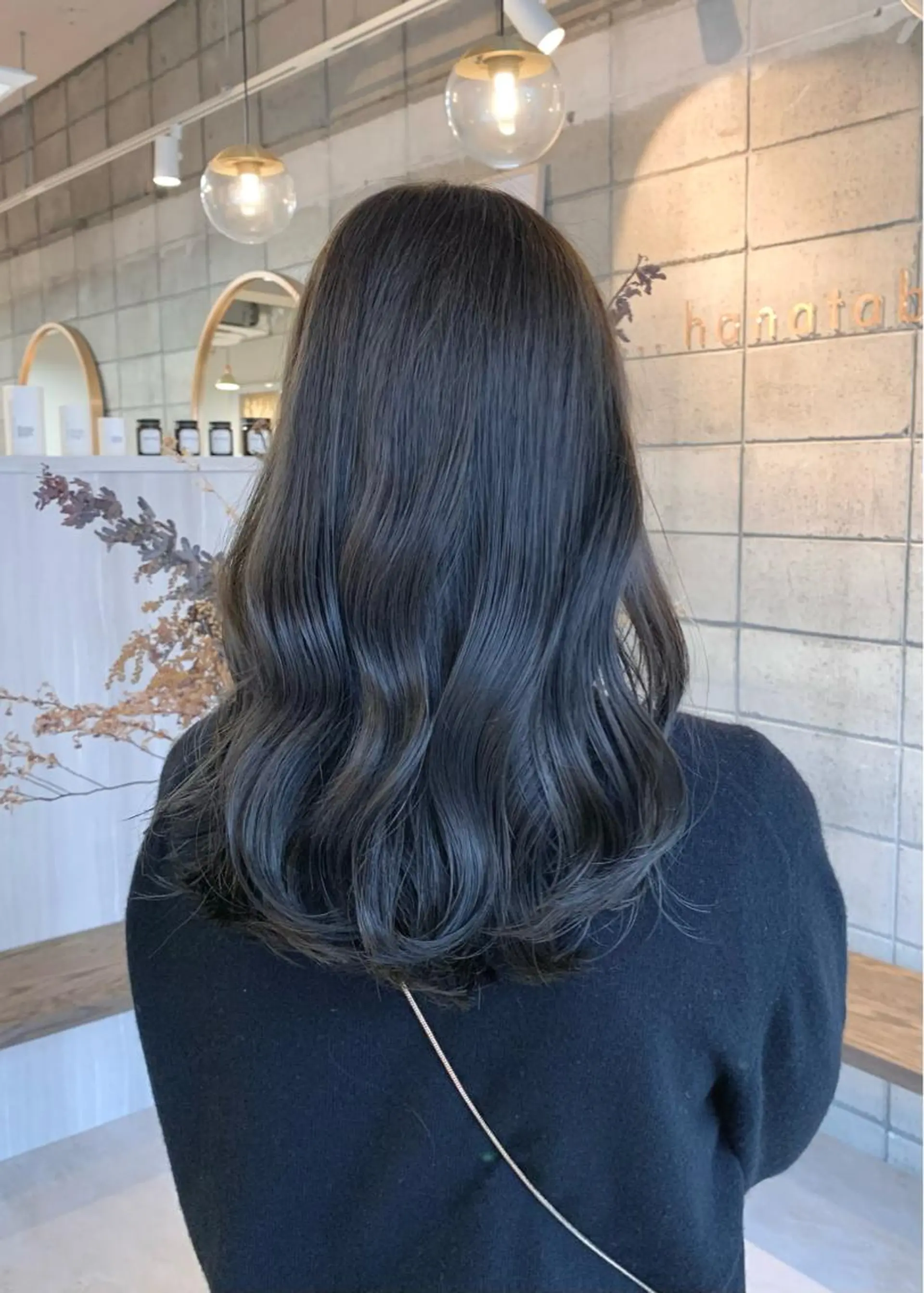 ロング カラー 眞名子 瑞紀のヘアスタイル