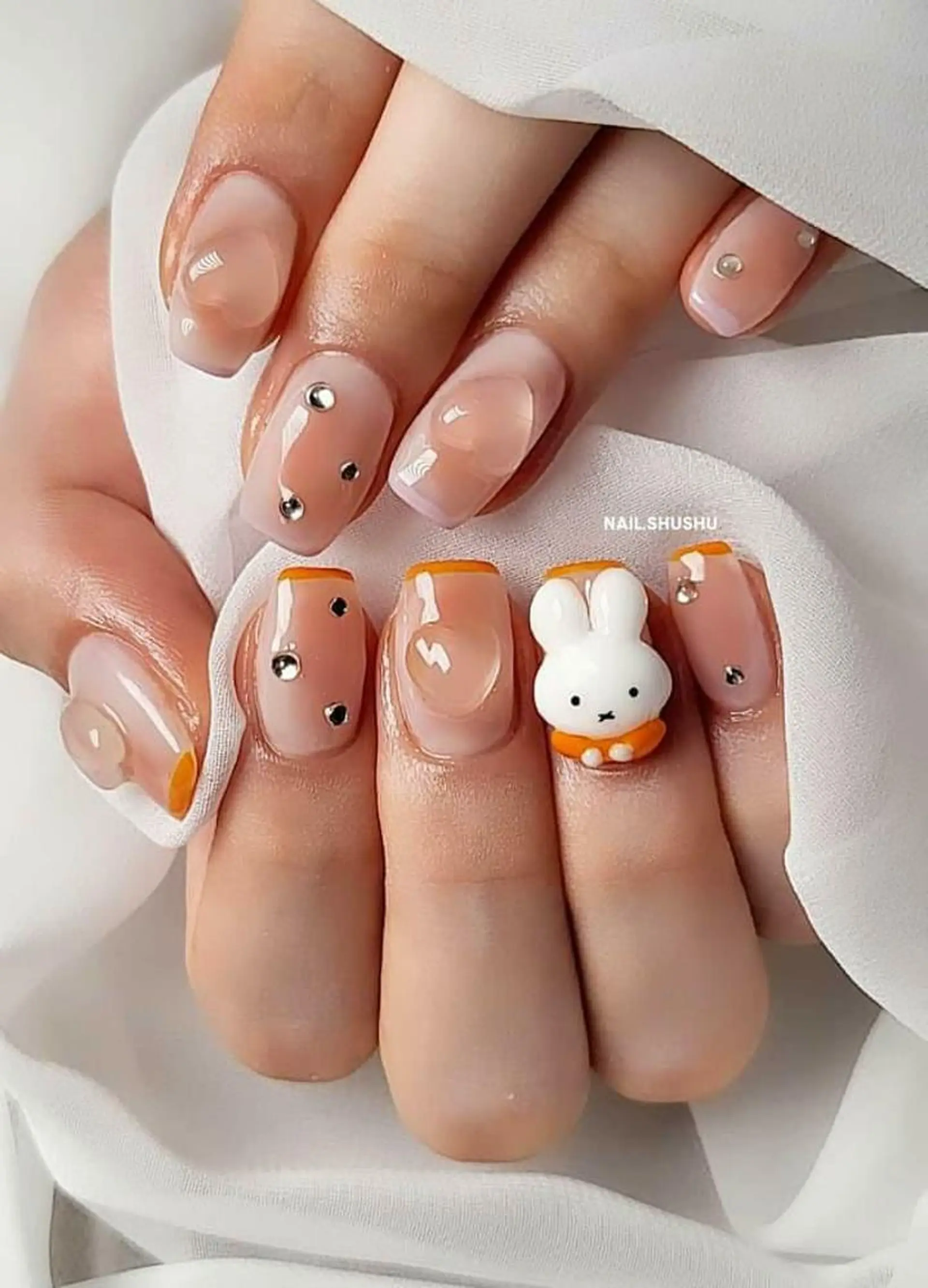 ネイル 持ち込み ニュアンスネイル ワンカラーネイル シンプルネイル 夏ネイル 3dパーツ/流行り 👧shushu❤️のネイルデザイン