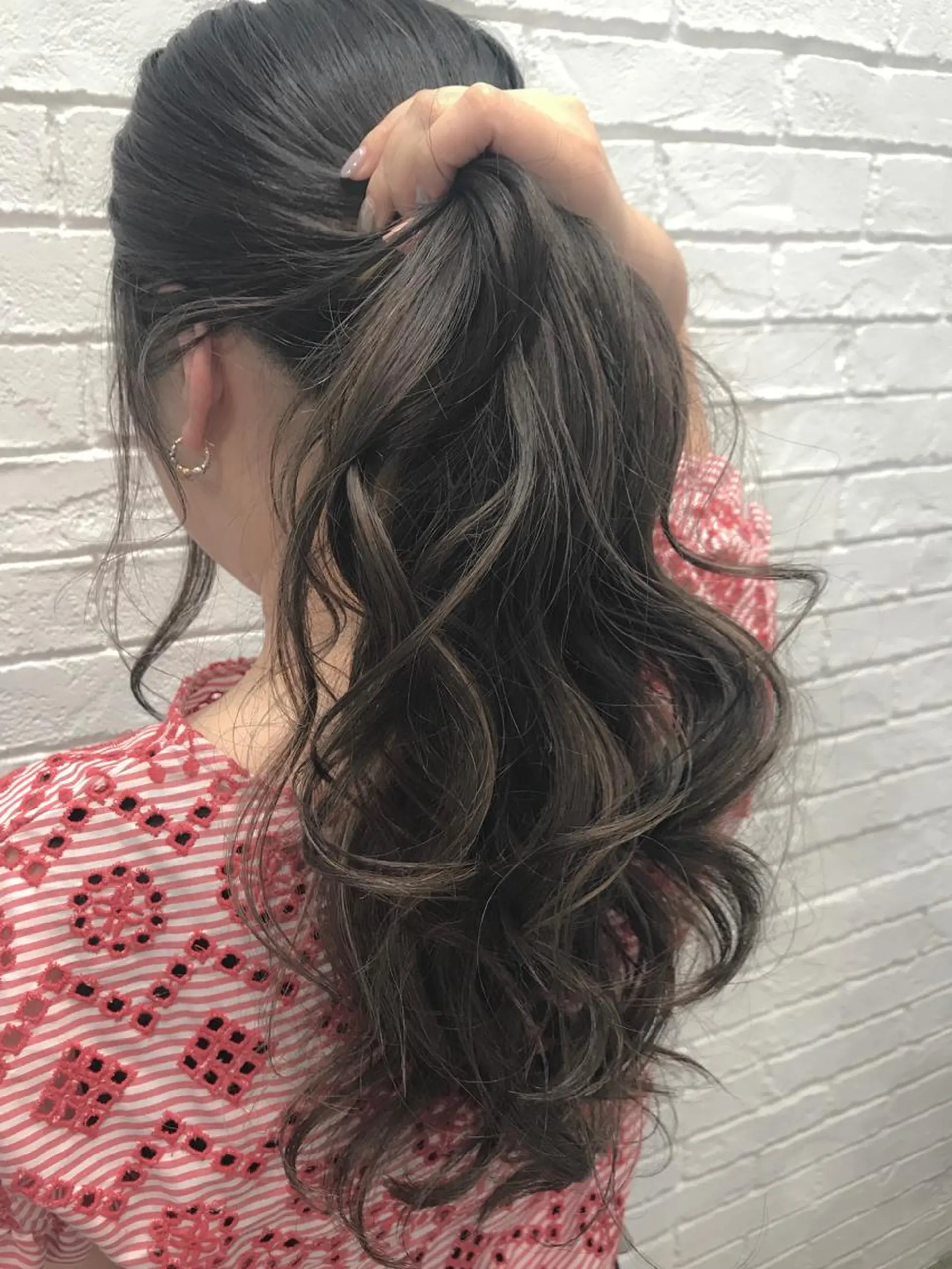 ロング カラー グレージュ SALOWIN神戸三宮East店所属・【透明感、艶髪】西村 有司のヘアスタイル