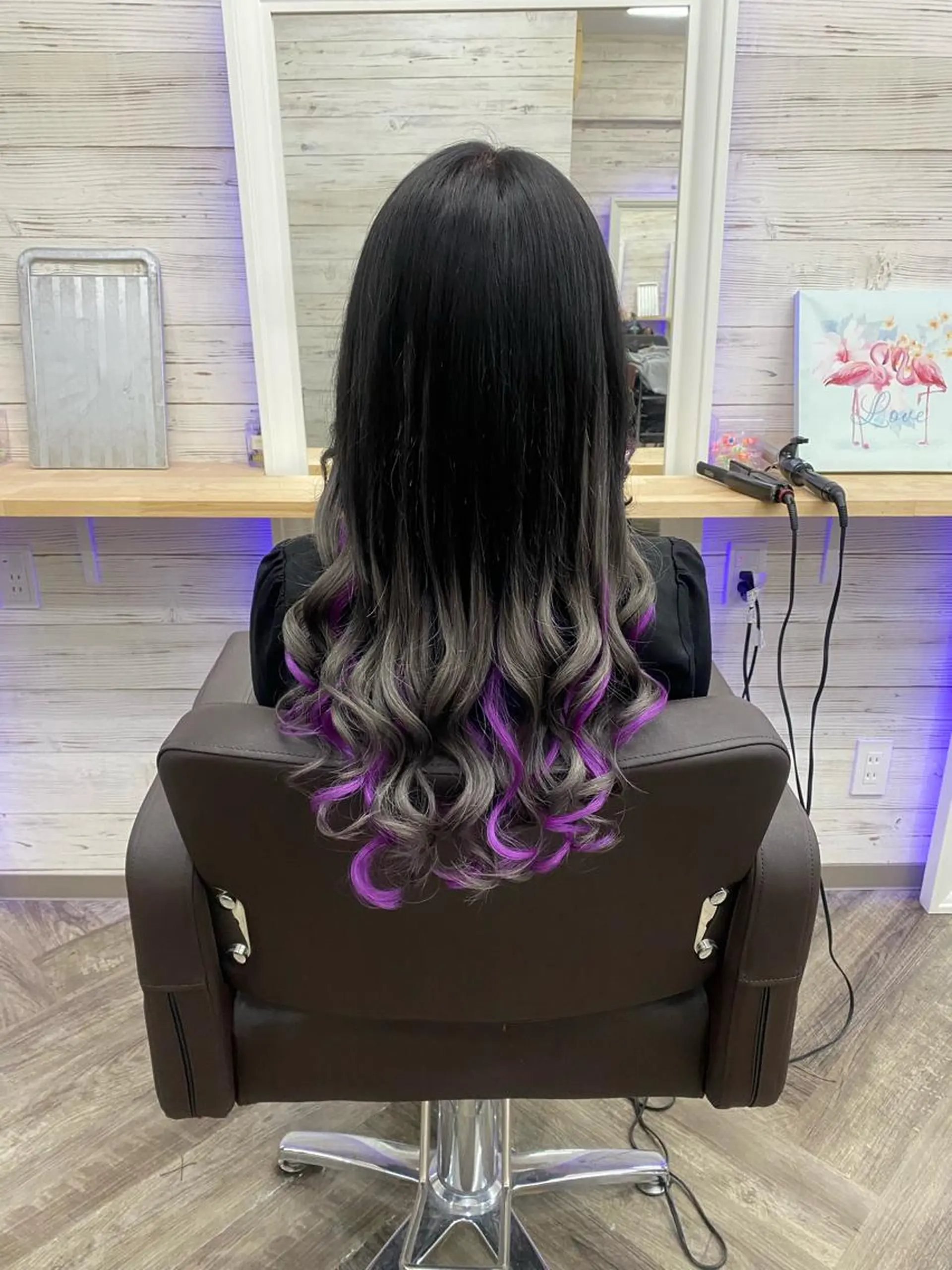 ミディアム カラー ヘアアレンジ アイブロウ ショートボブ 編み込みエクステ シールエクステ ミディアムパーマ バレイヤージュ LAVENDIA 初音のヘアスタイル