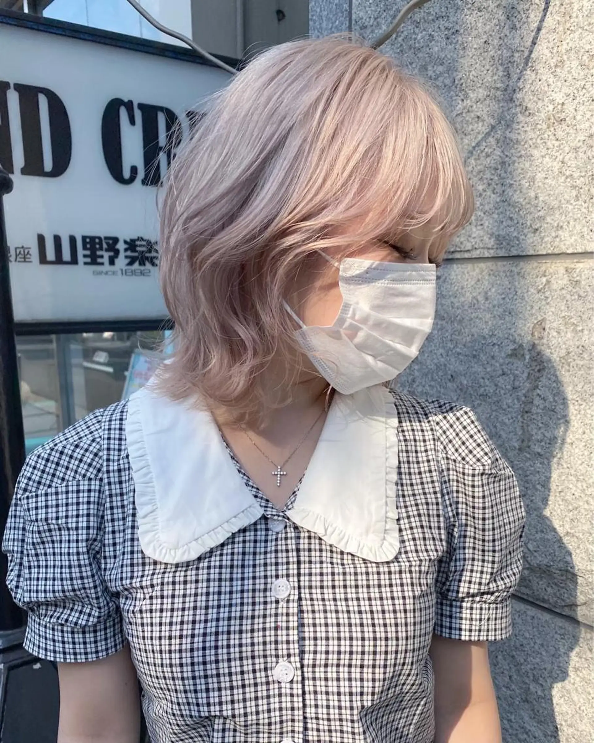 ミディアム カラー カラーが上手い 辻悠月のヘアスタイル