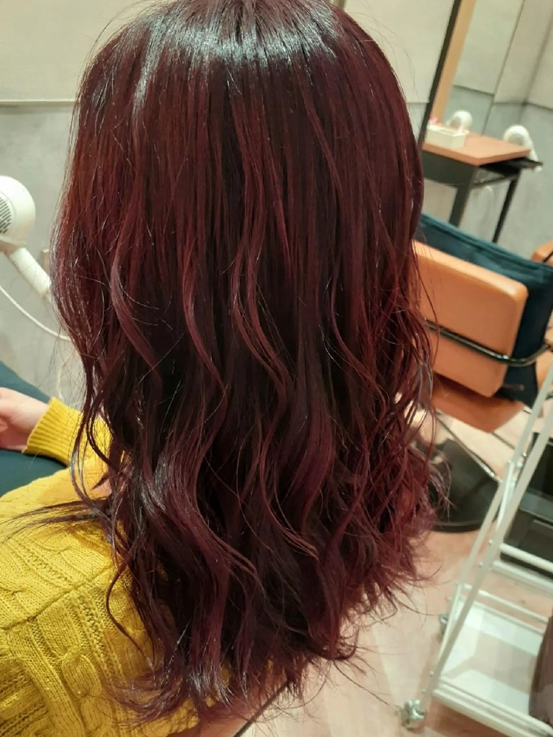 セミロング カラー 西村 力一のヘアスタイル