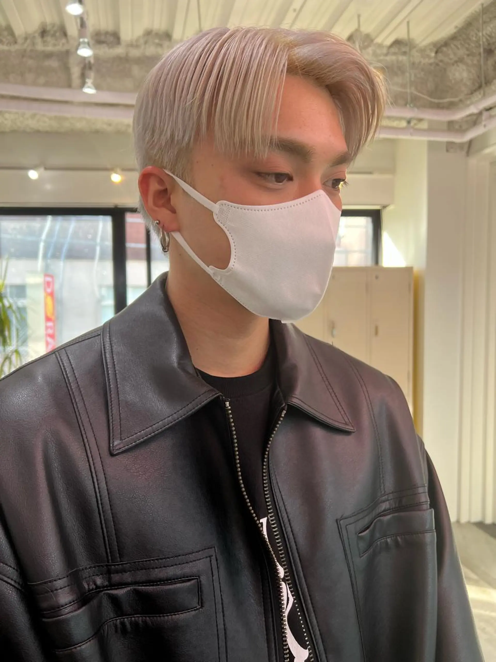 ショート カラー ヘアアレンジ メンズ 🧨ブリーチー×ボブ レイヤー💎じゅえるのヘアスタイル