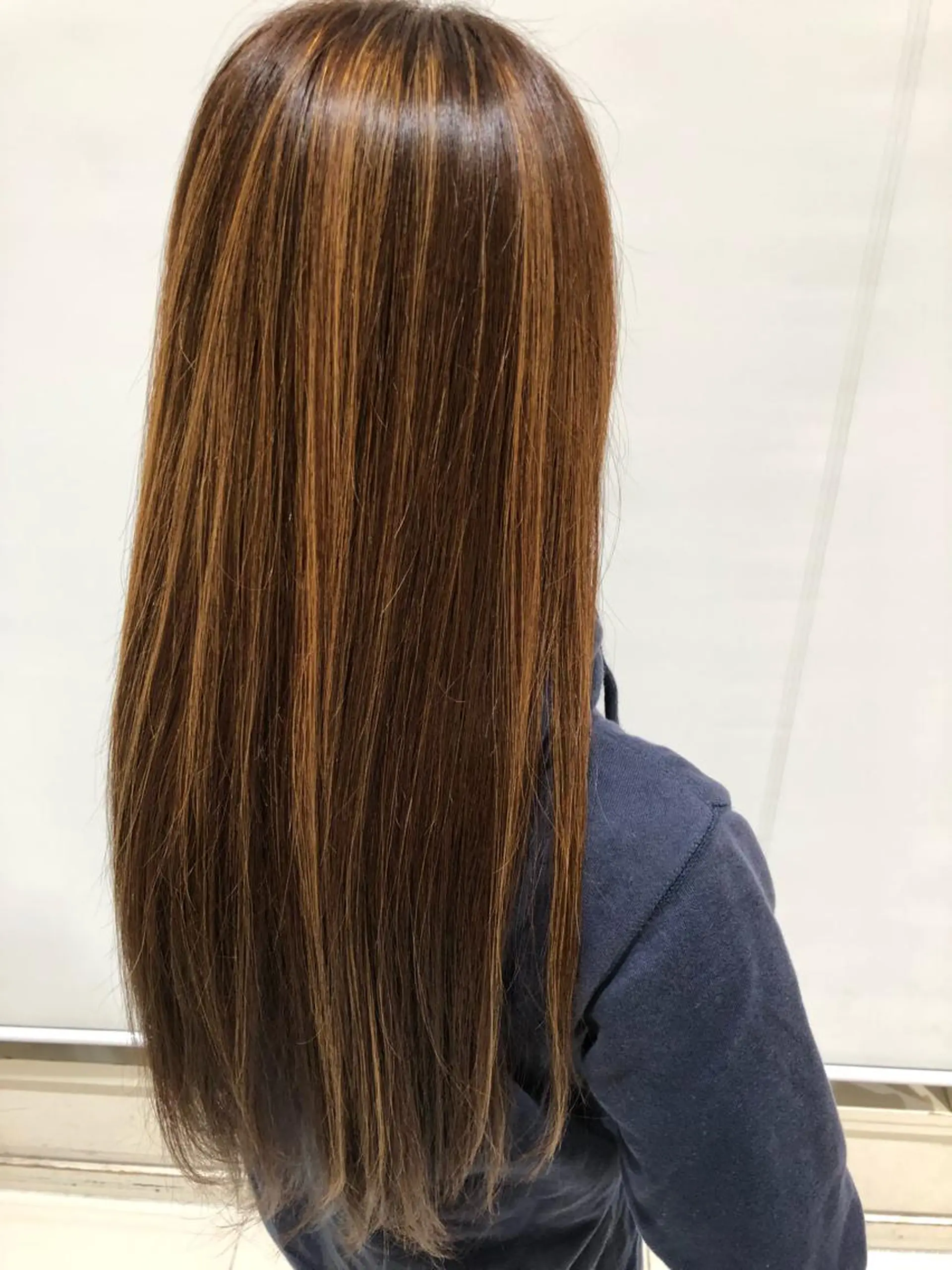 ロング ハイライト 福元 保雄のヘアスタイル