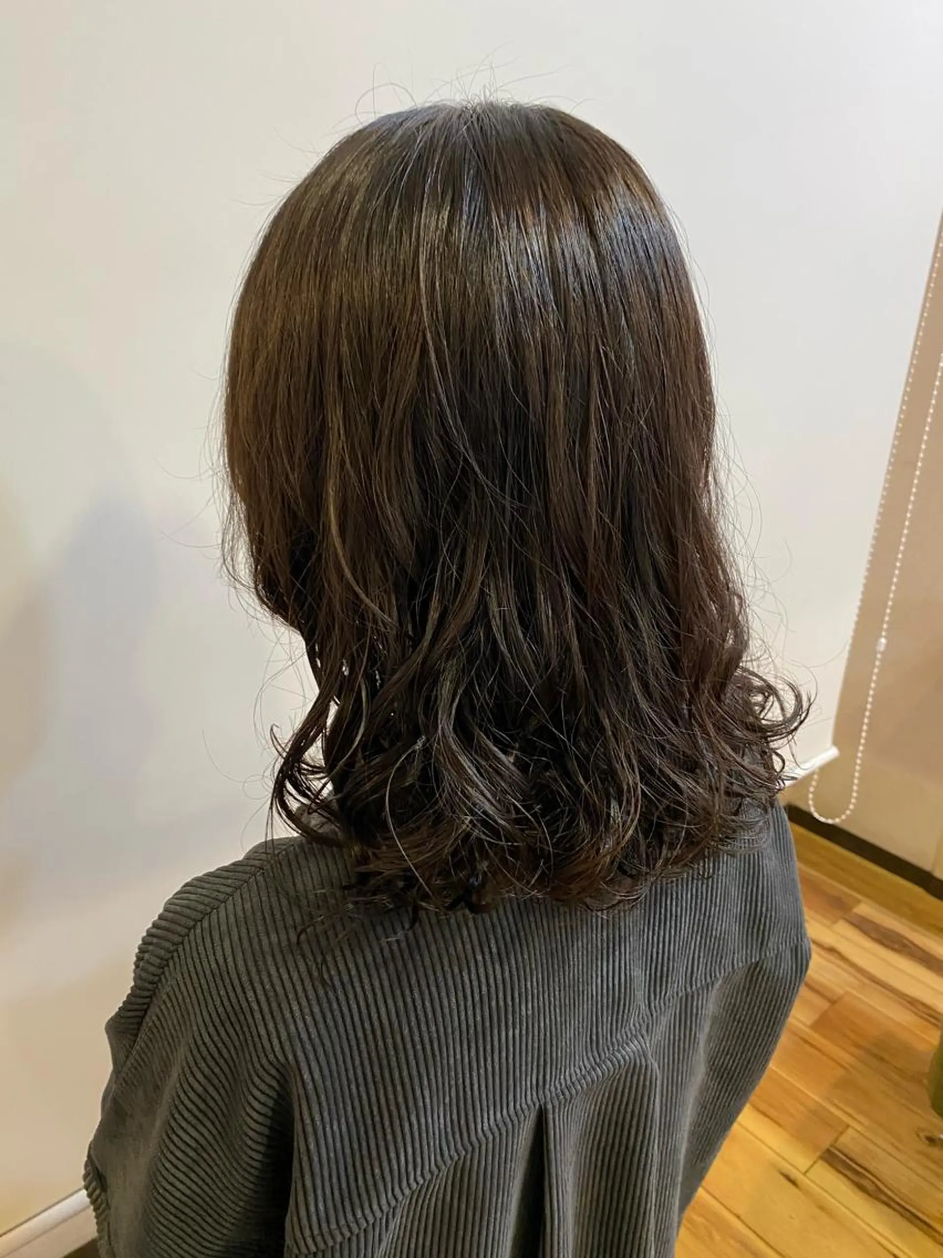 パーマ カット トリートメント 安島(あじま) 慎(まこと)のヘアスタイル