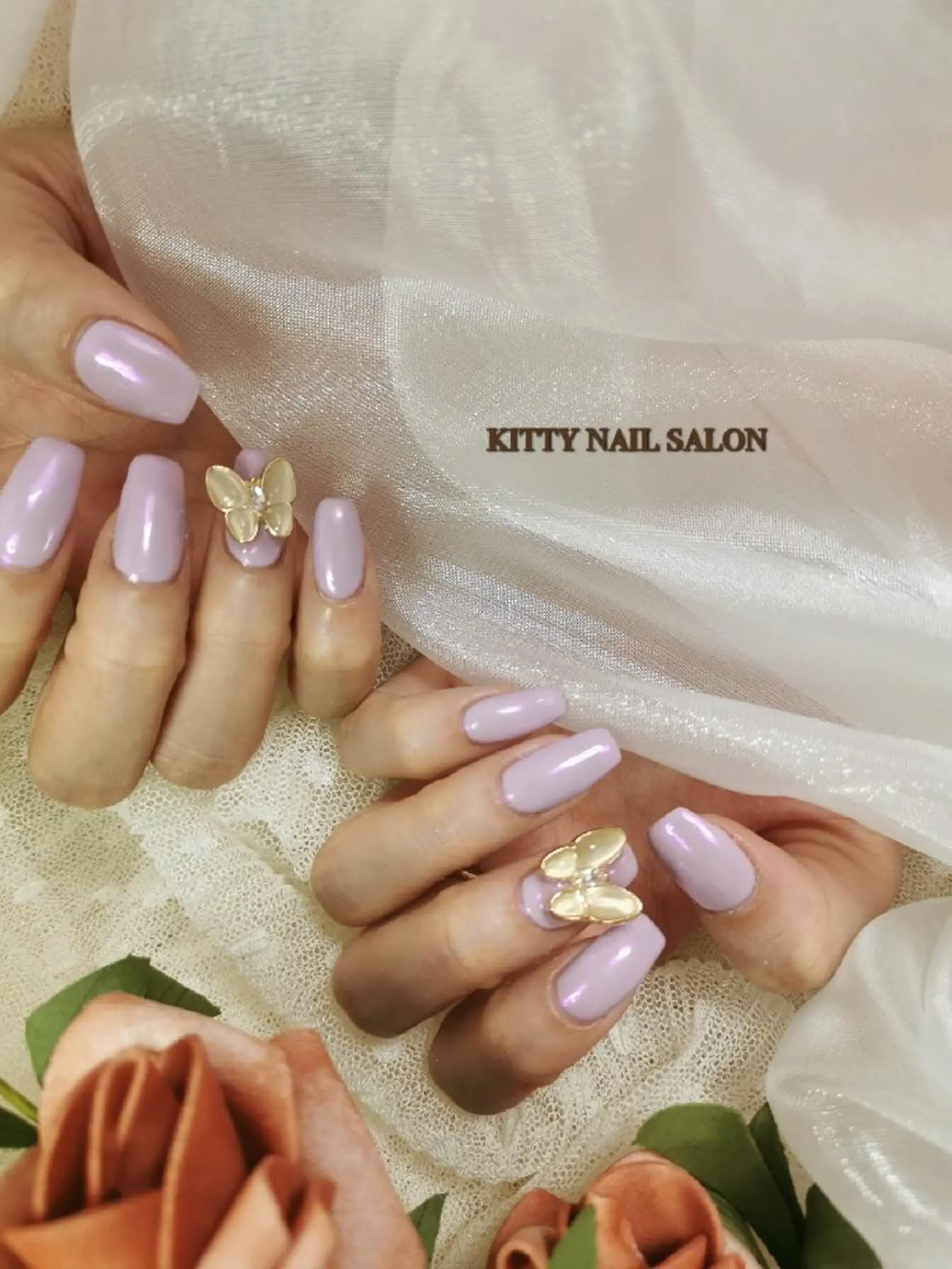 ネイル ストーンネイル kitty nail salonのネイルデザイン