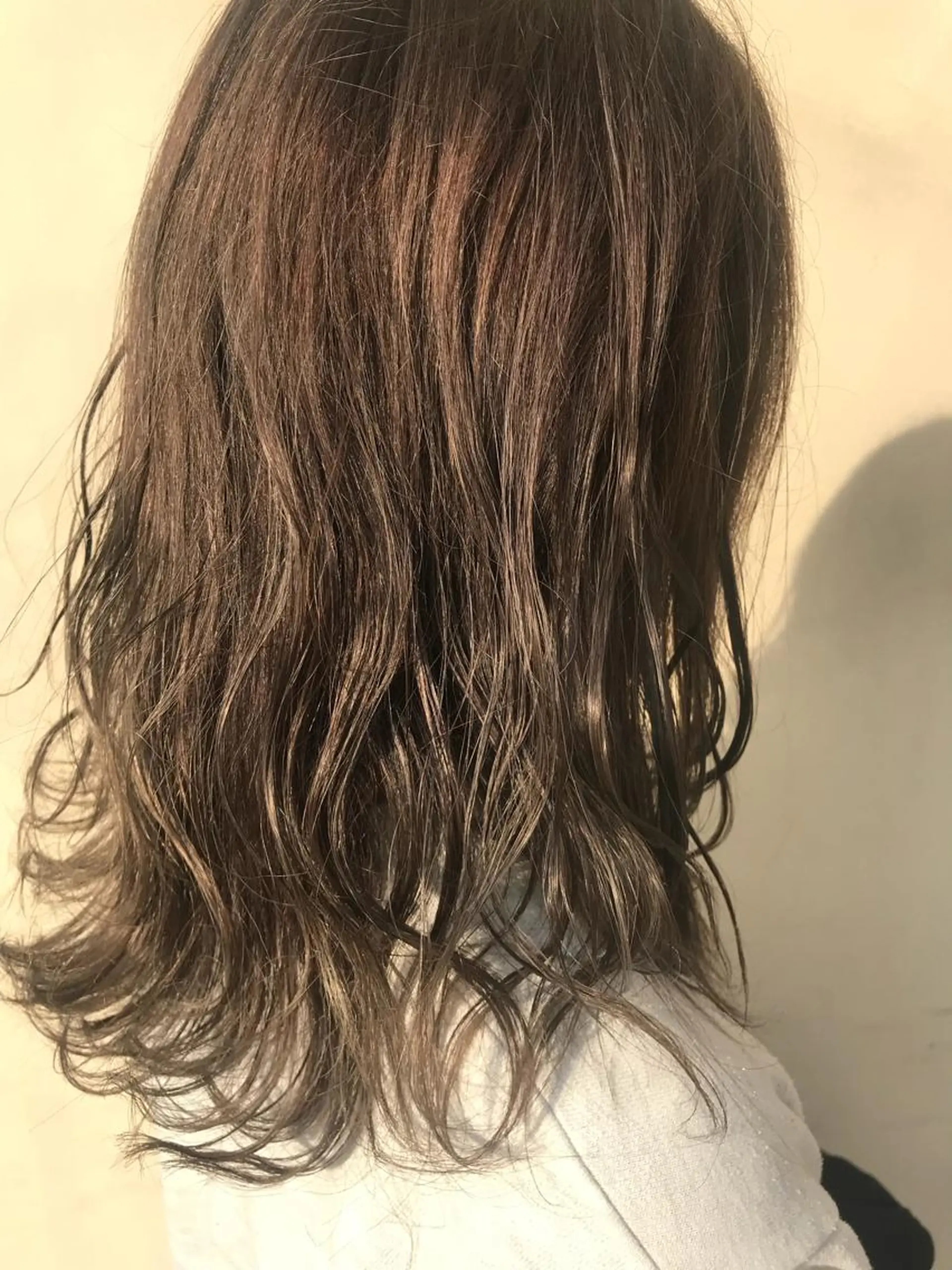 ミディアム カラー 艶髪育成サロン 京橋　shinのヘアスタイル