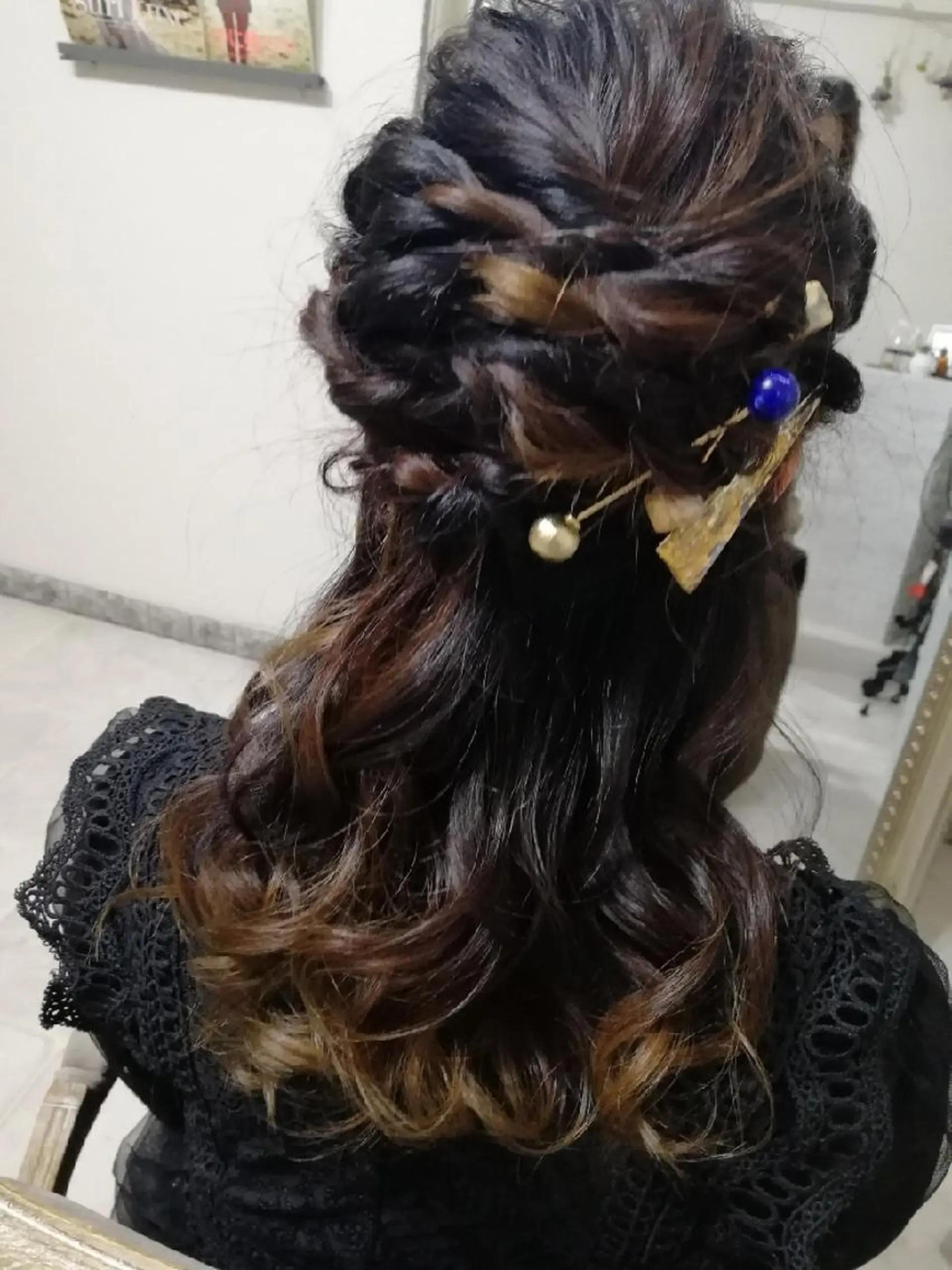 ヘアアレンジ ハーフアップ See by merのマツエク・マツパデザイン